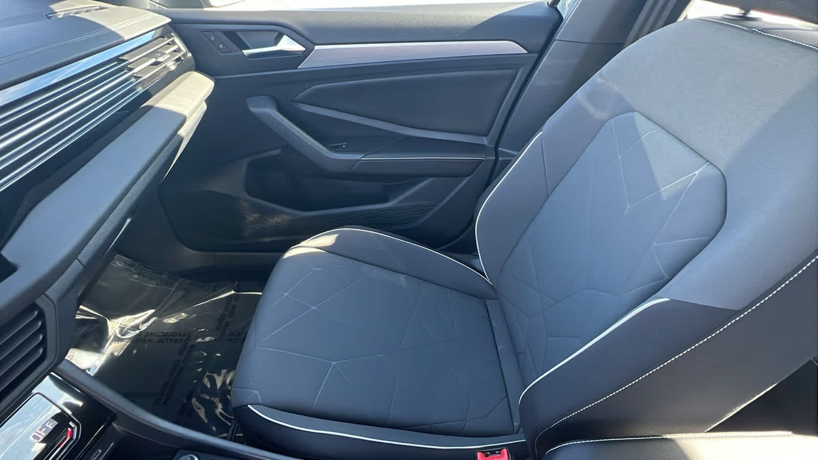 Thumbnail: 2026 Volkswagen Jetta - 12