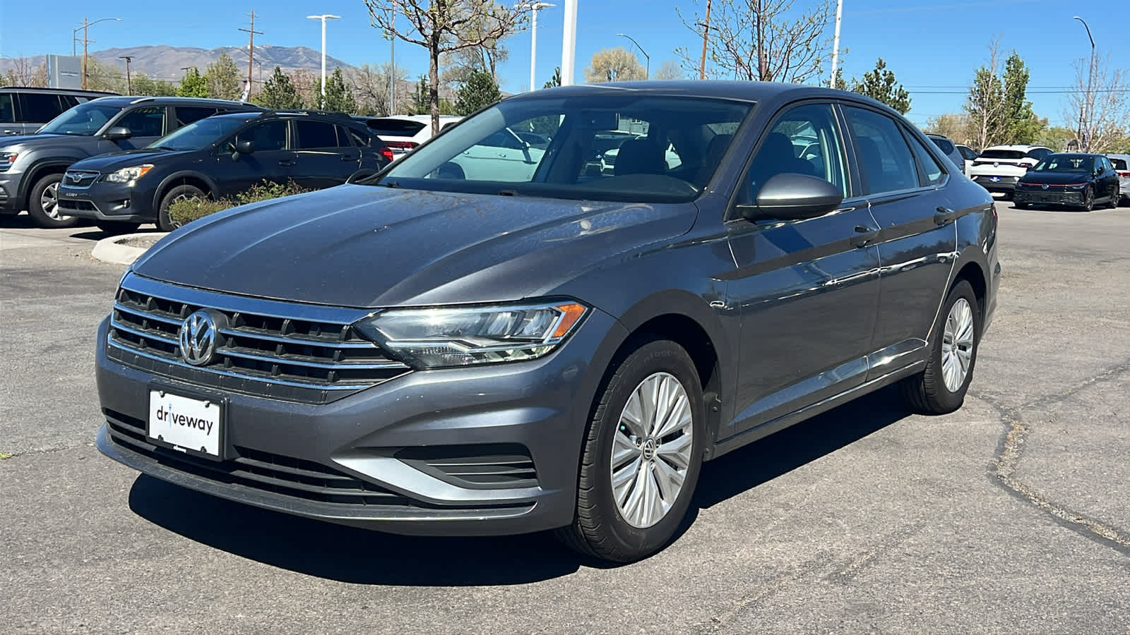 Thumbnail: 2019 Volkswagen Jetta - 1