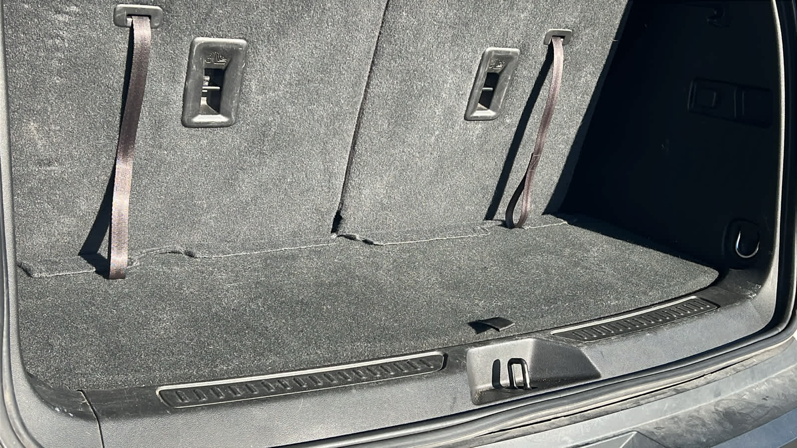 Thumbnail: 2017 GMC Acadia - 27