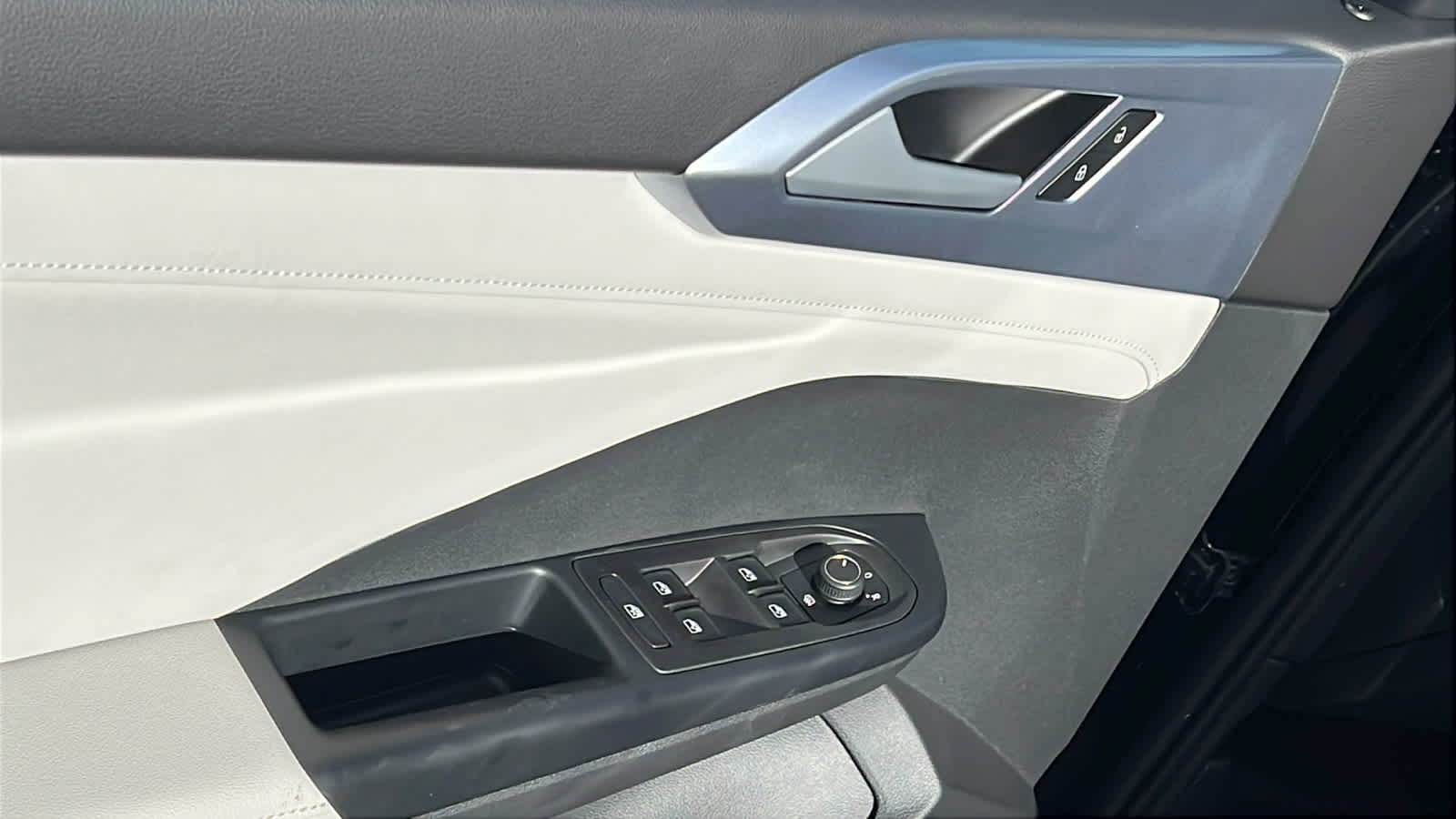 Thumbnail: 2026 Volkswagen Taos - 22