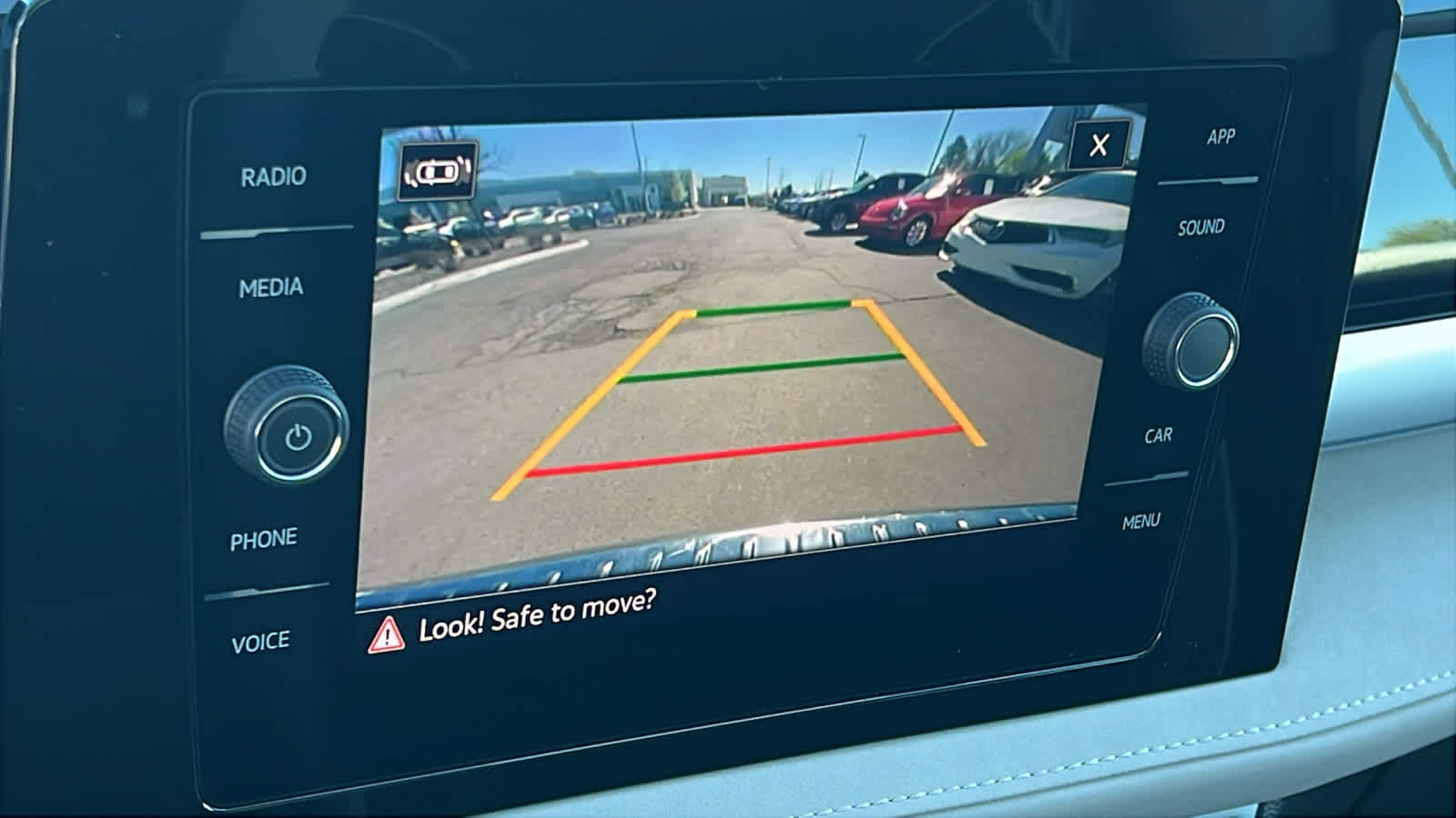 Thumbnail: 2025 Volkswagen Taos - 16