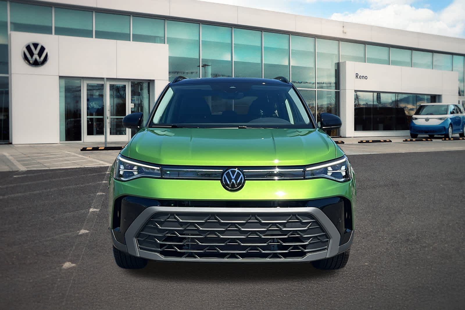 Thumbnail: 2025 Volkswagen Taos - 2