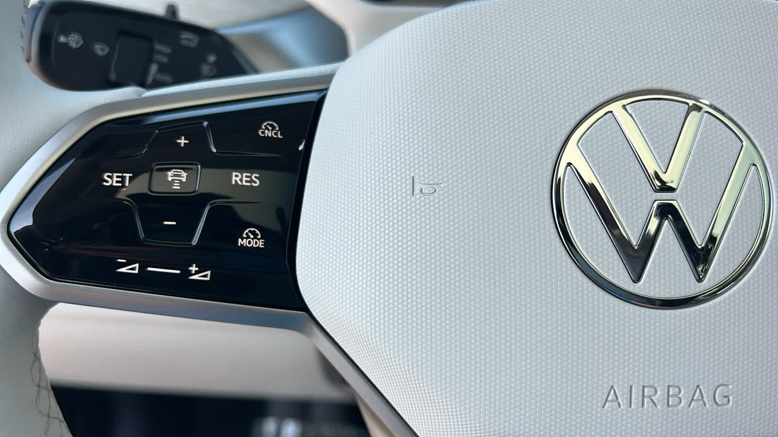 Thumbnail: 2025 Volkswagen ID.Buzz - 19