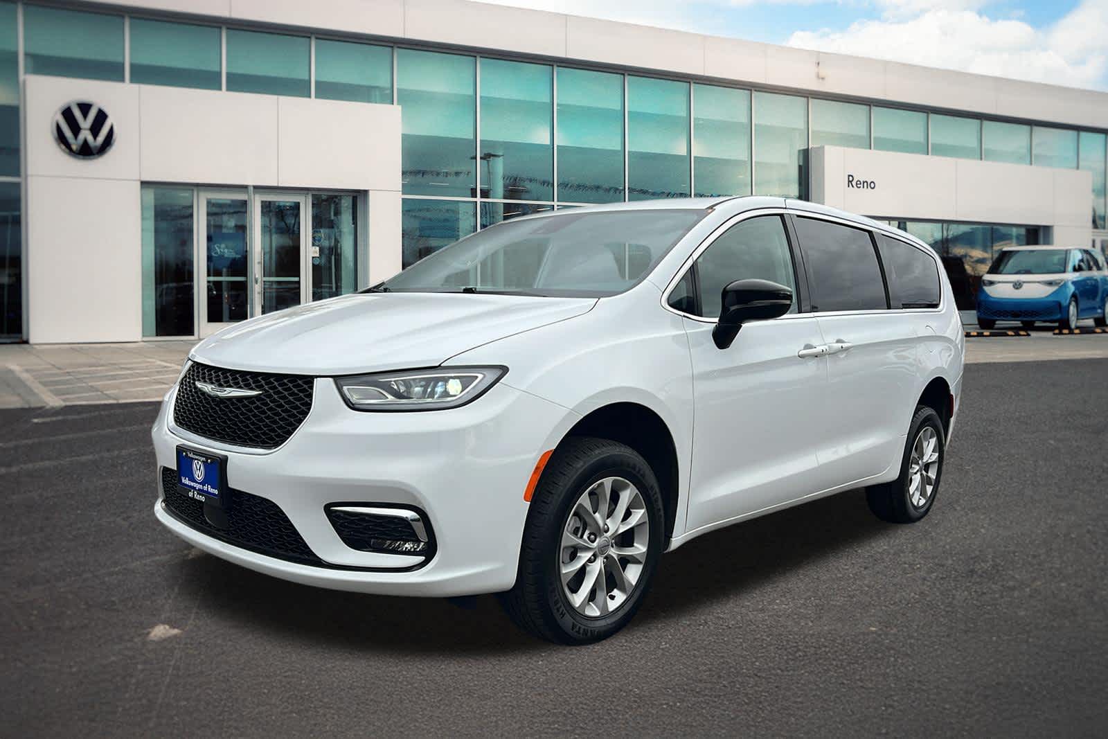 2024 Chrysler Pacifica