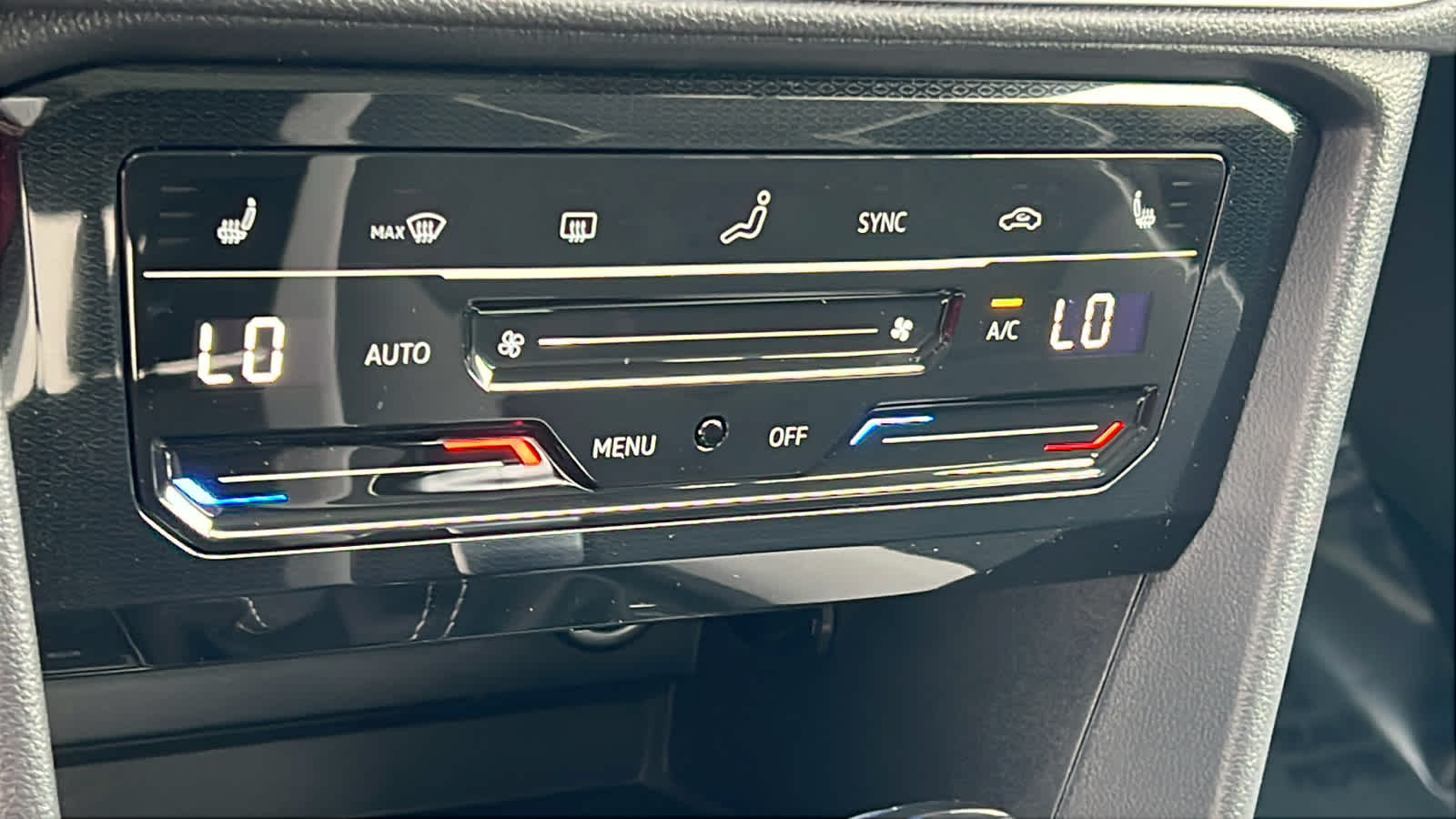 Thumbnail: 2026 Volkswagen Taos - 14