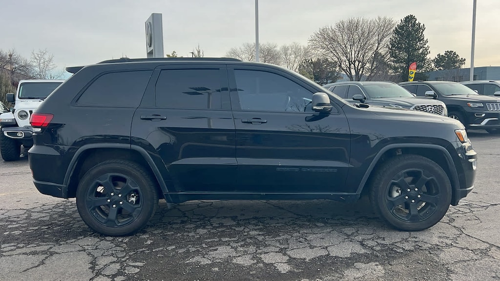 Used 2020 Jeep Grand Cherokee Upland SUV