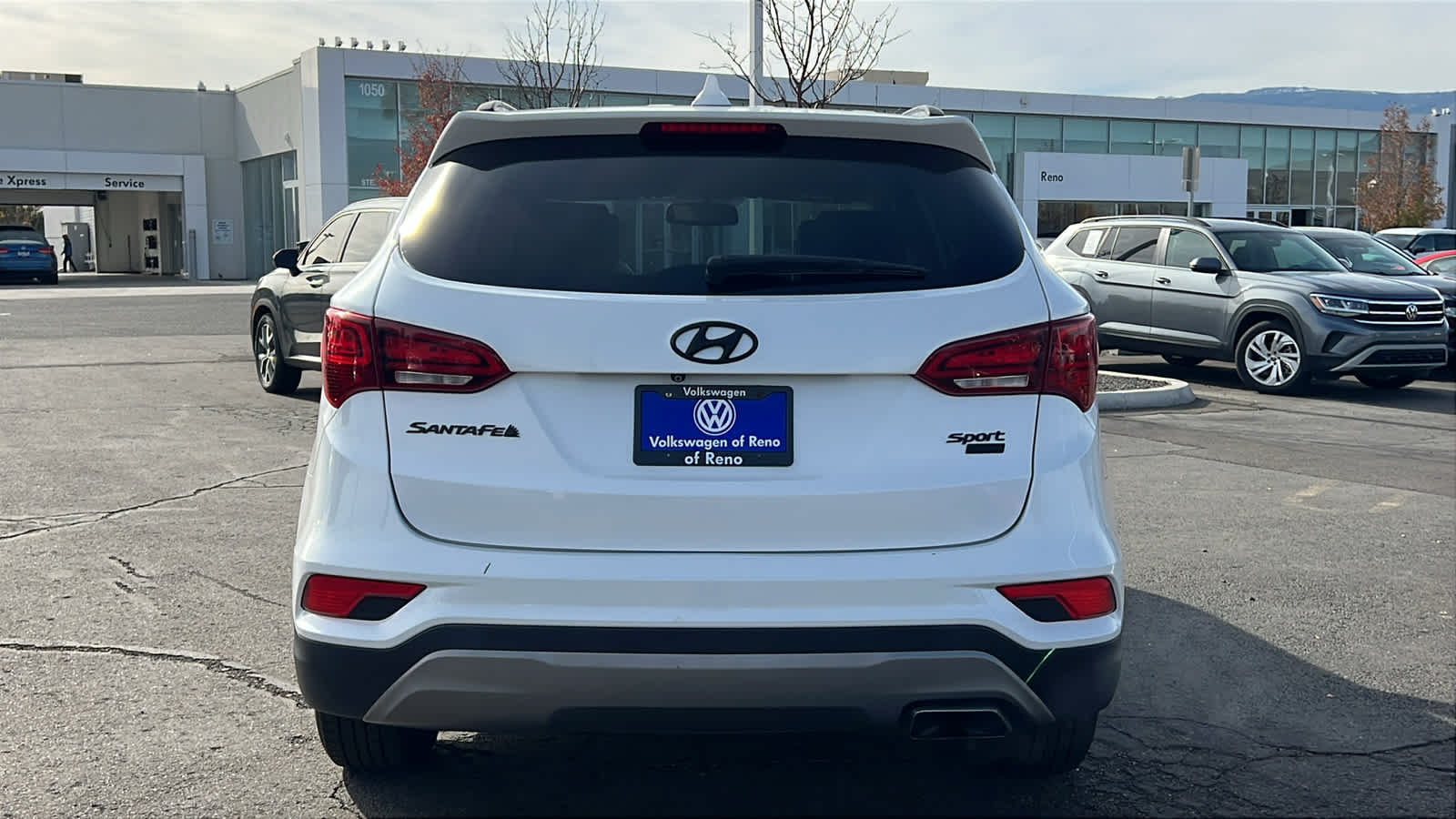 Thumbnail: 2017 Hyundai Santa Fe - 6