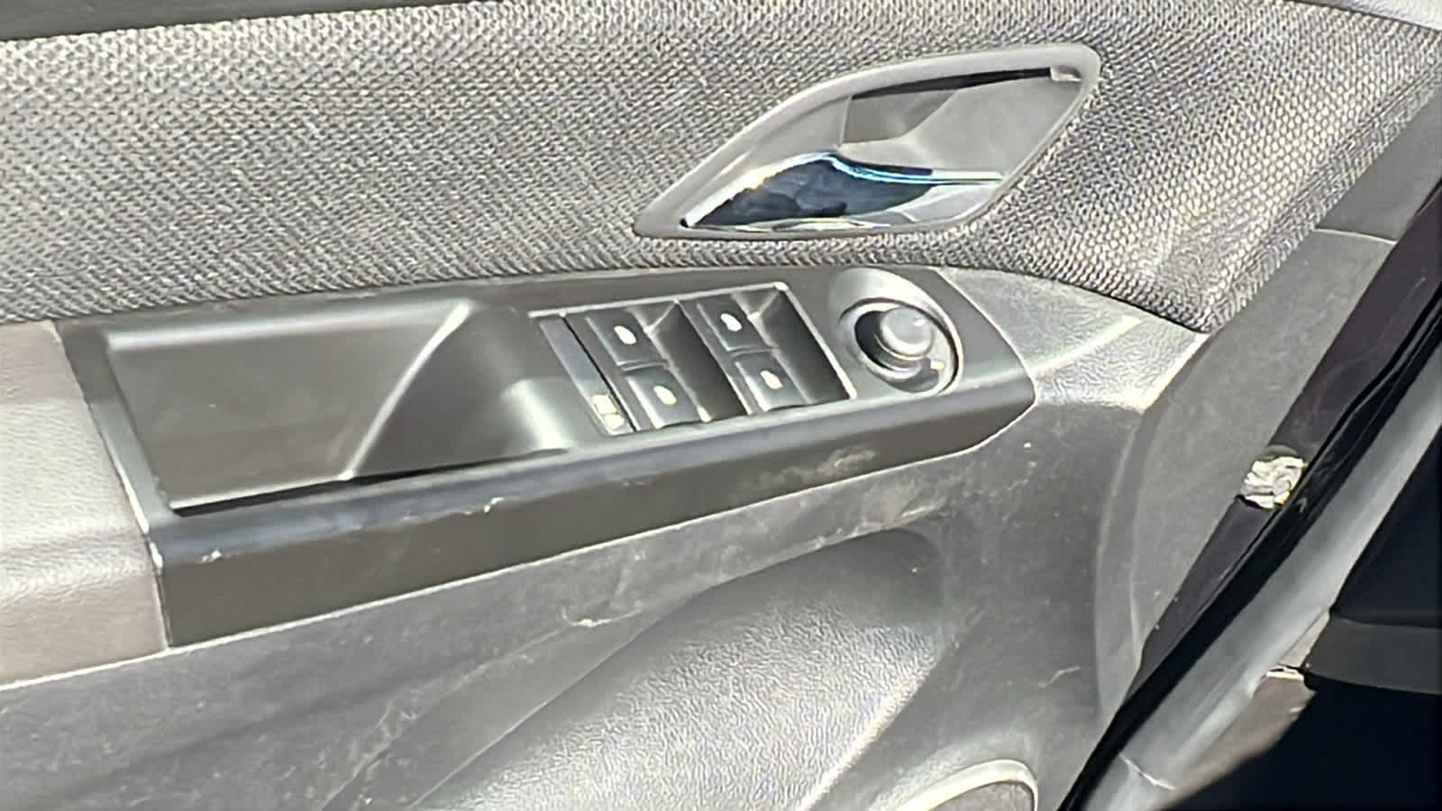 Thumbnail: 2013 Chevrolet Cruze - 22