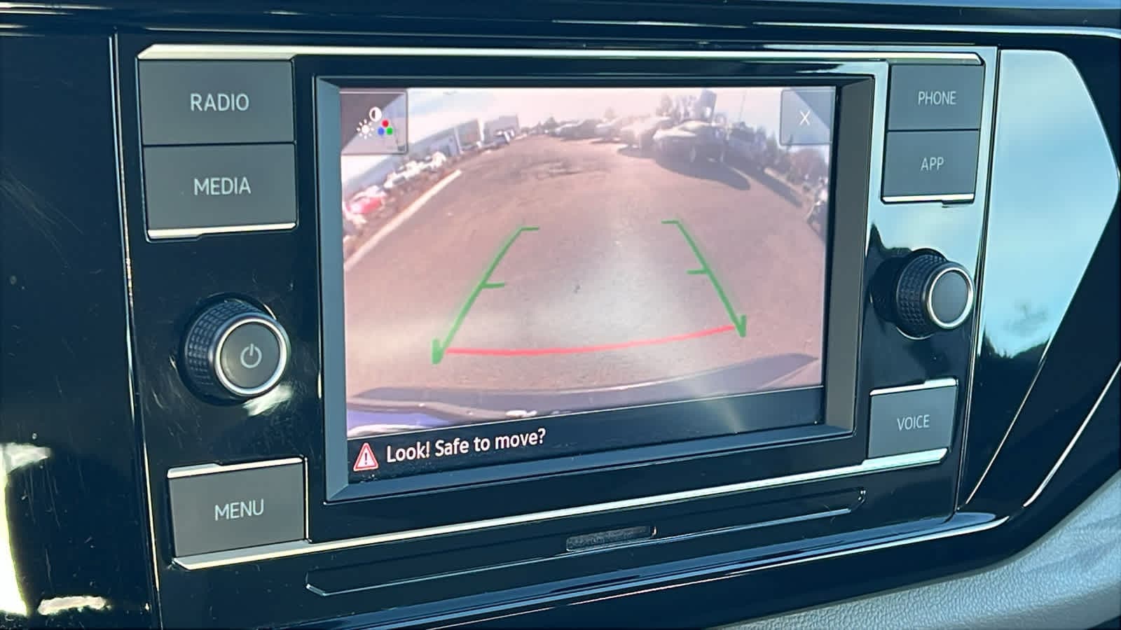 Thumbnail: 2024 Volkswagen Taos - 16