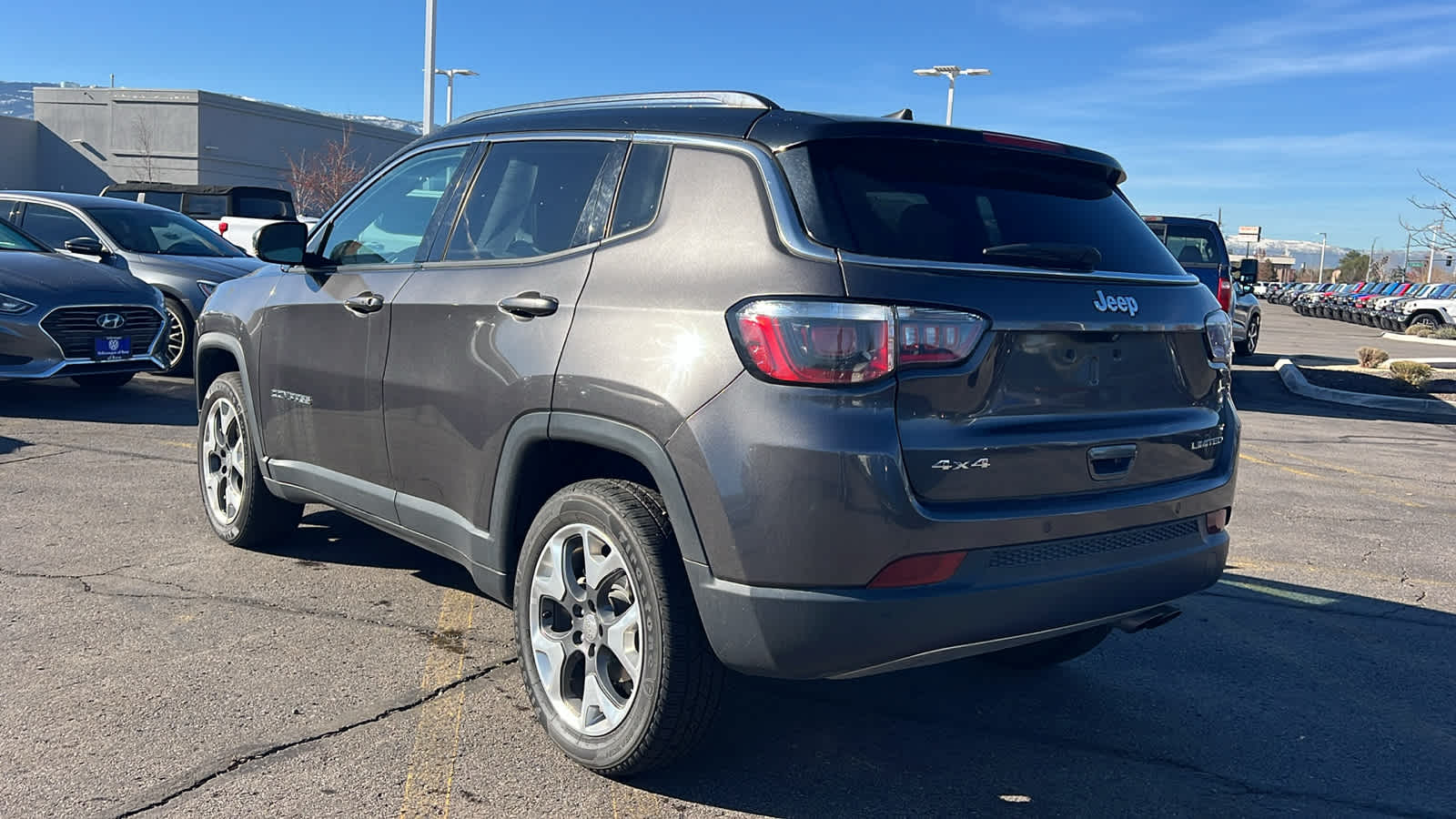 Thumbnail: 2019 Jeep Compass - 7