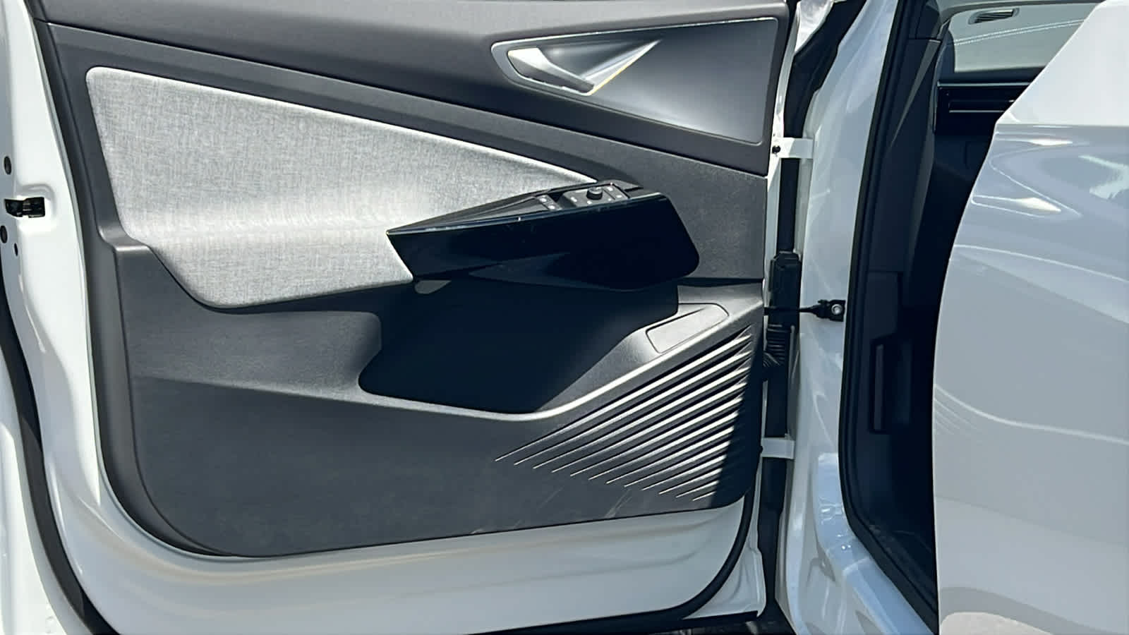 Thumbnail: 2026 Volkswagen ID.4 - 23
