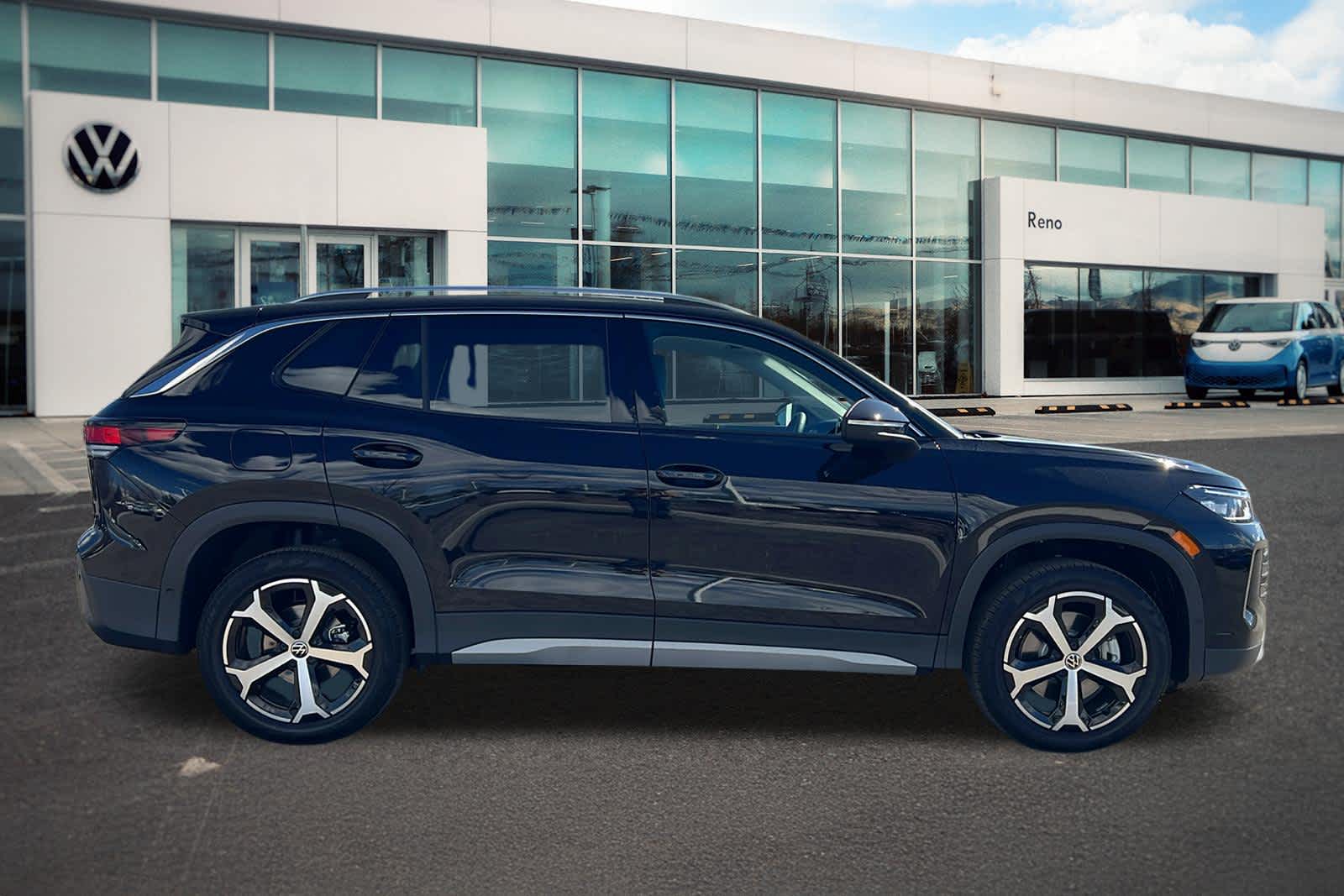 Thumbnail: 2026 Volkswagen Tiguan - 4