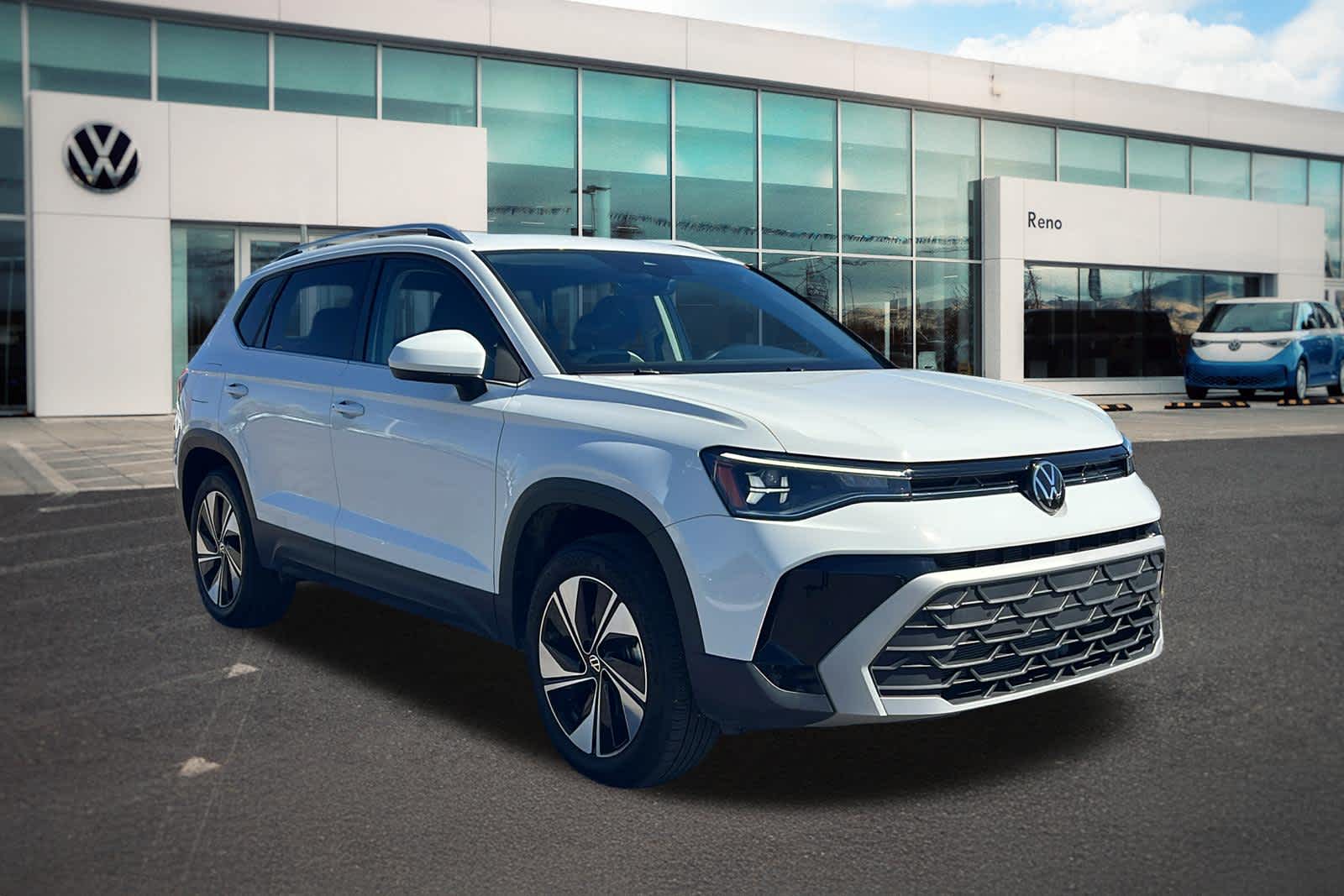 Thumbnail: 2025 Volkswagen Taos - 3