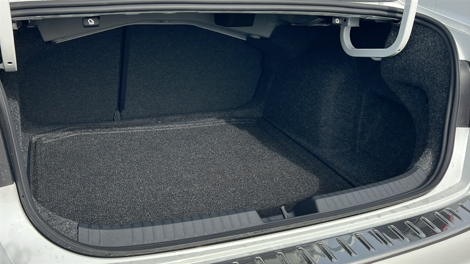 Thumbnail: 2026 Volkswagen Jetta - 27