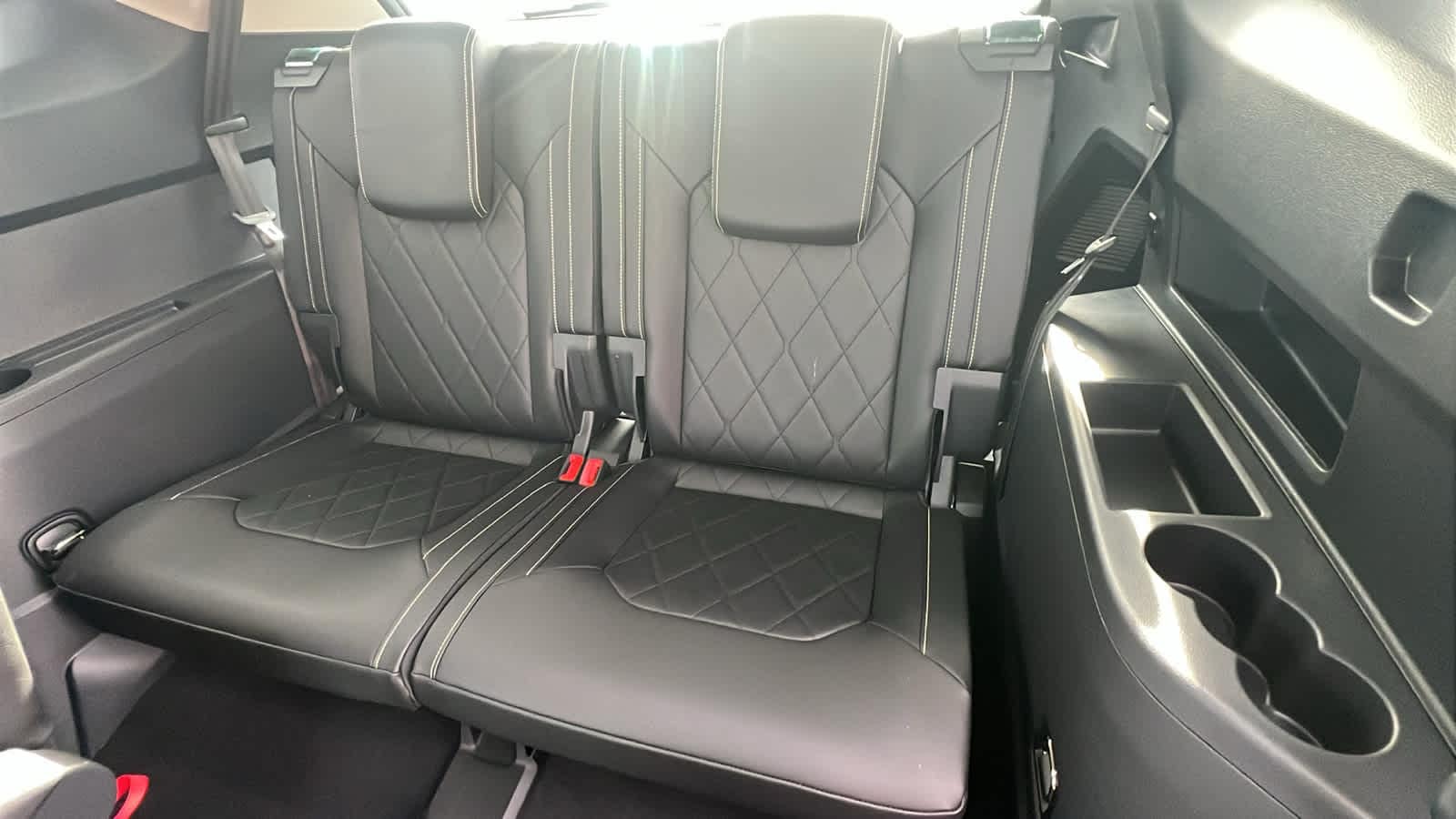 Thumbnail: 2026 Volkswagen Atlas - 31