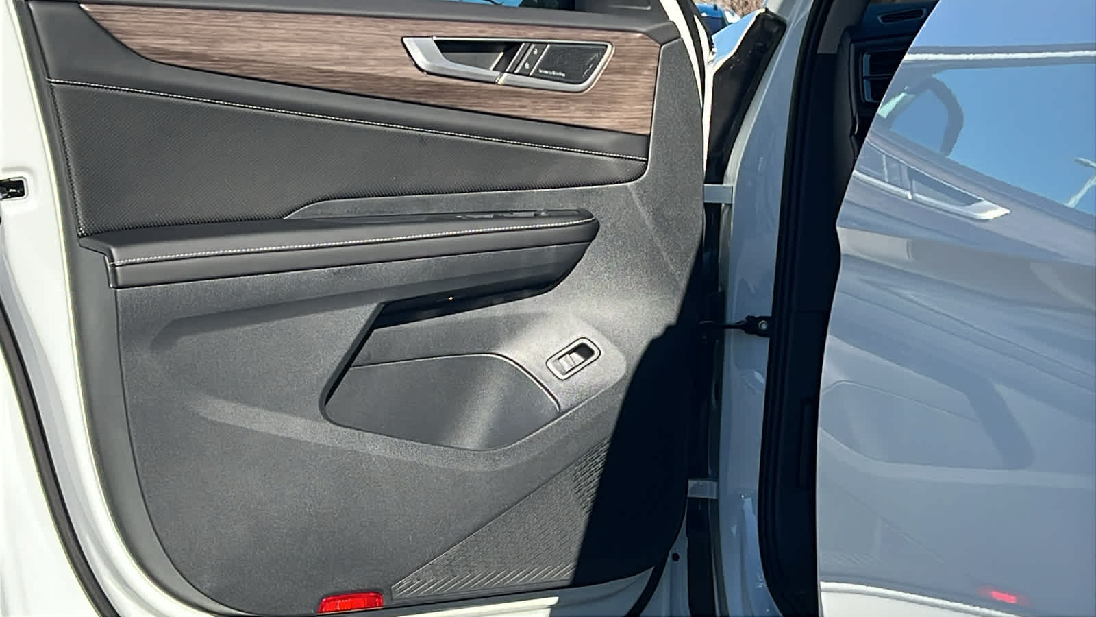 Thumbnail: 2026 Volkswagen Atlas - 23