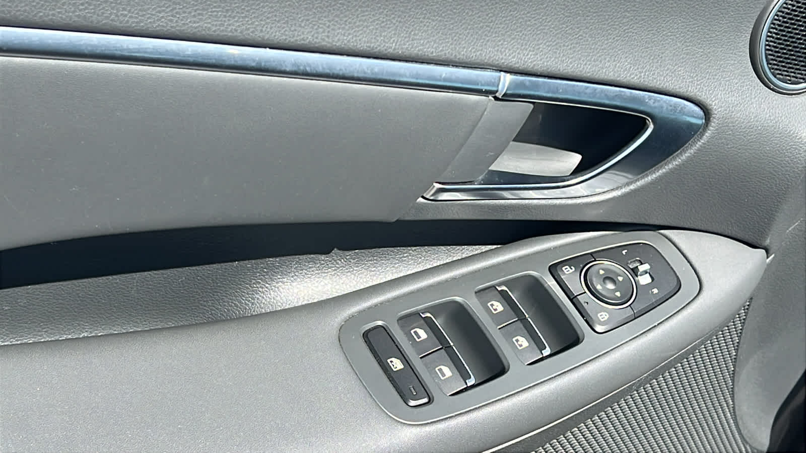 Thumbnail: 2021 Hyundai Sonata - 22