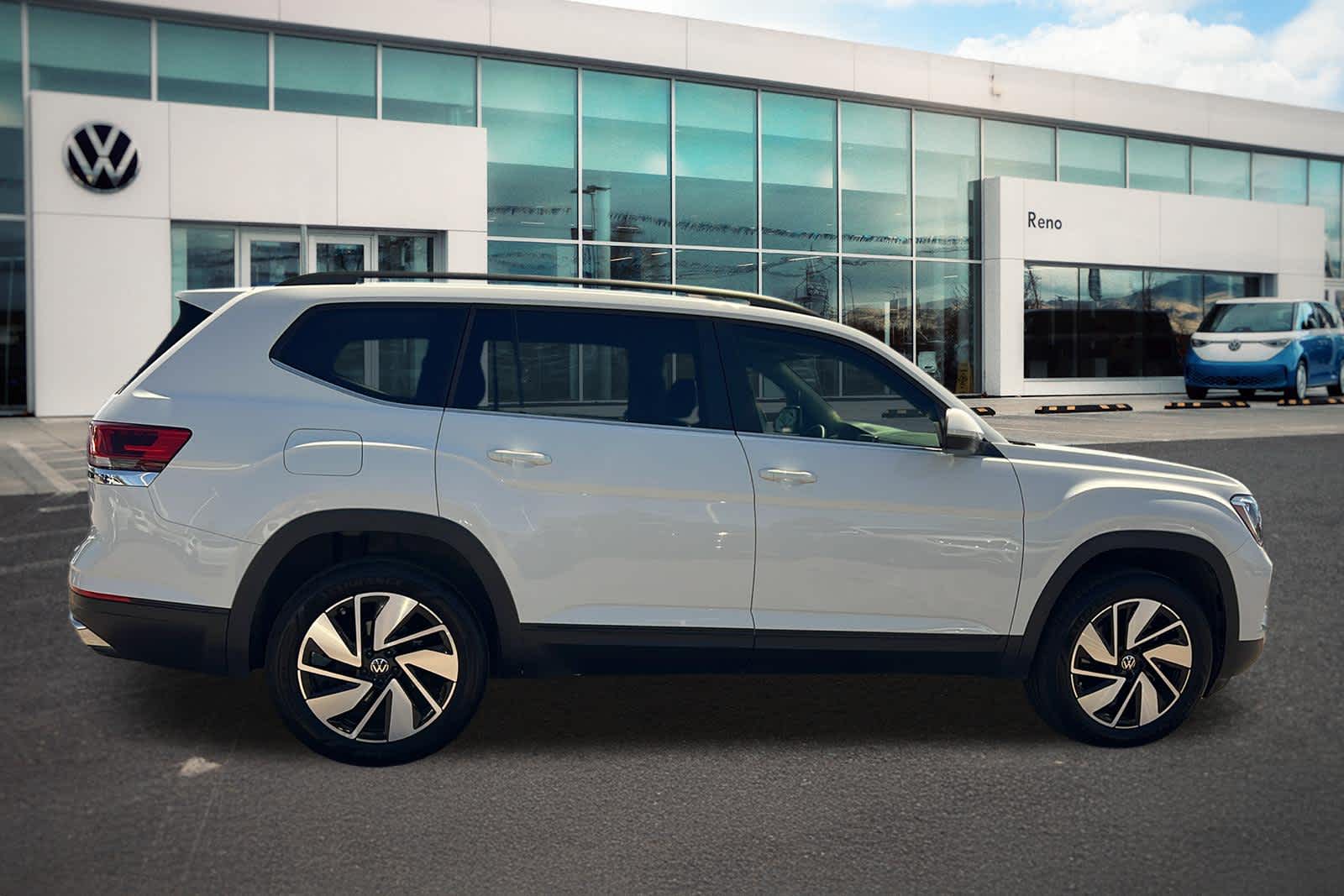 Thumbnail: 2024 Volkswagen Atlas - 4