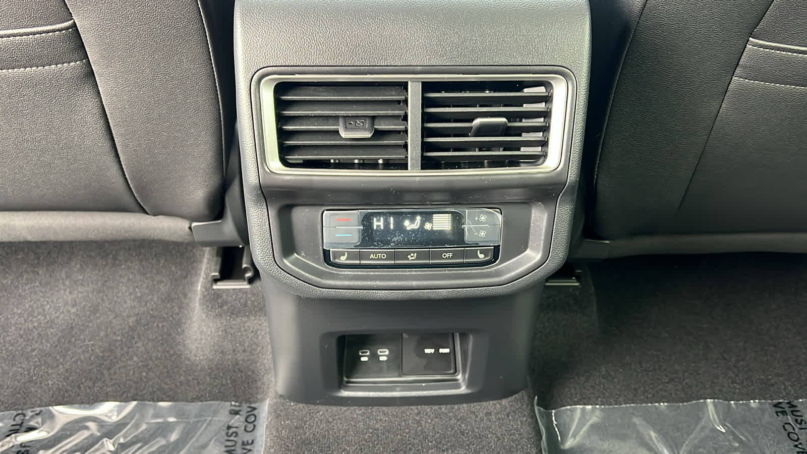 Thumbnail: 2026 Volkswagen Atlas - 25