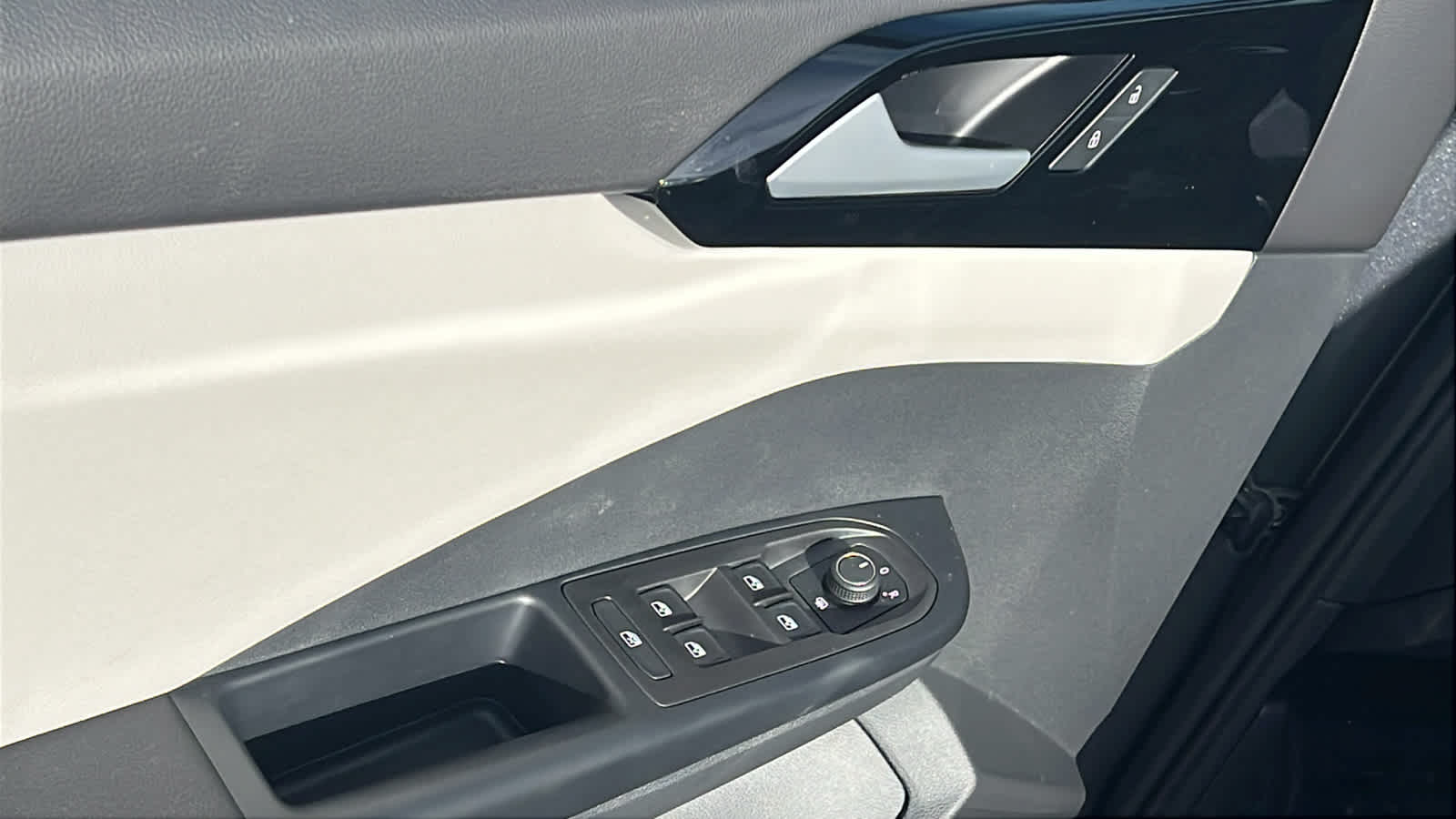 Thumbnail: 2026 Volkswagen Taos - 22