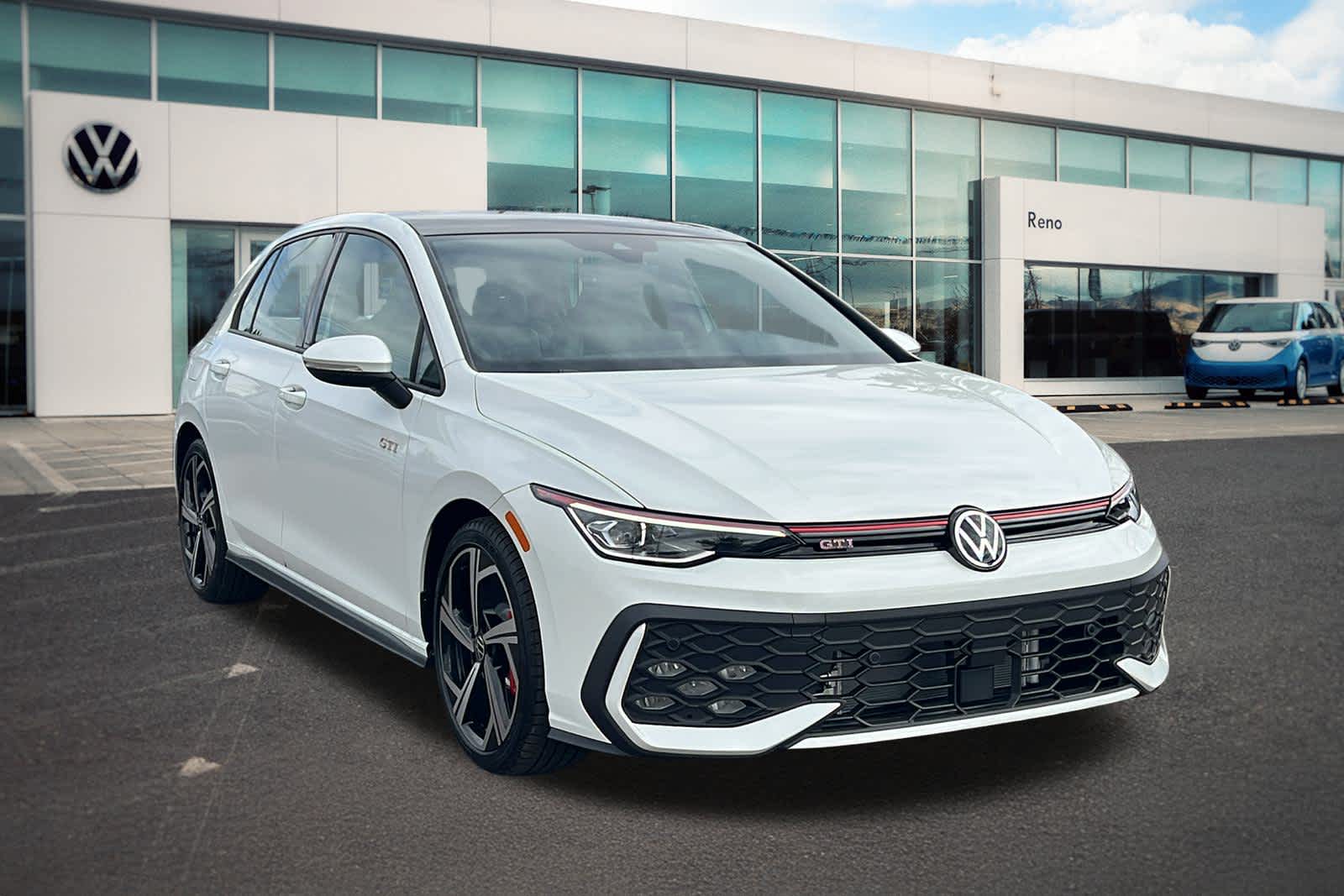 2025 Volkswagen Golf GTI SE photo 3