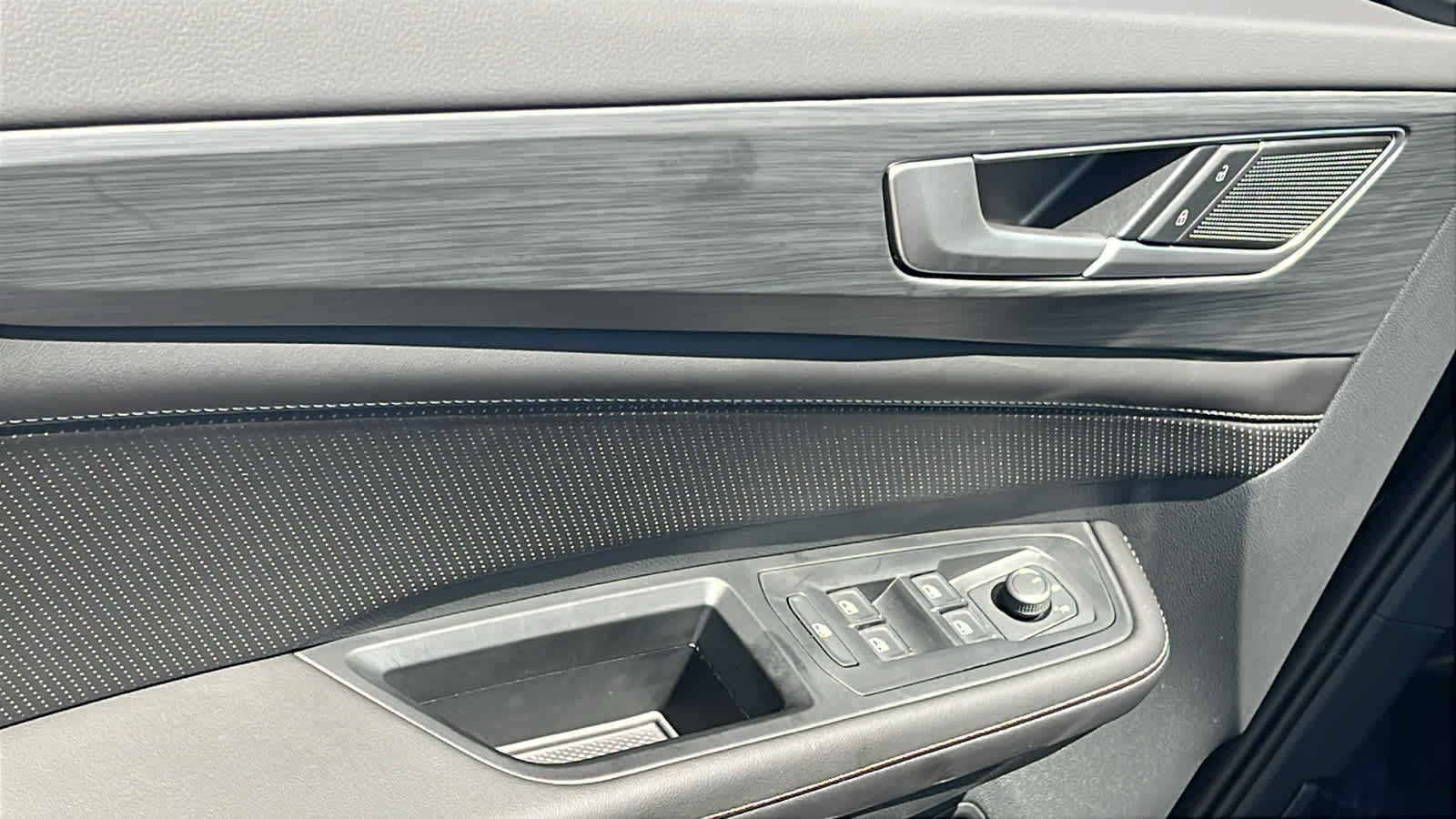 Thumbnail: 2025 Volkswagen Atlas - 22