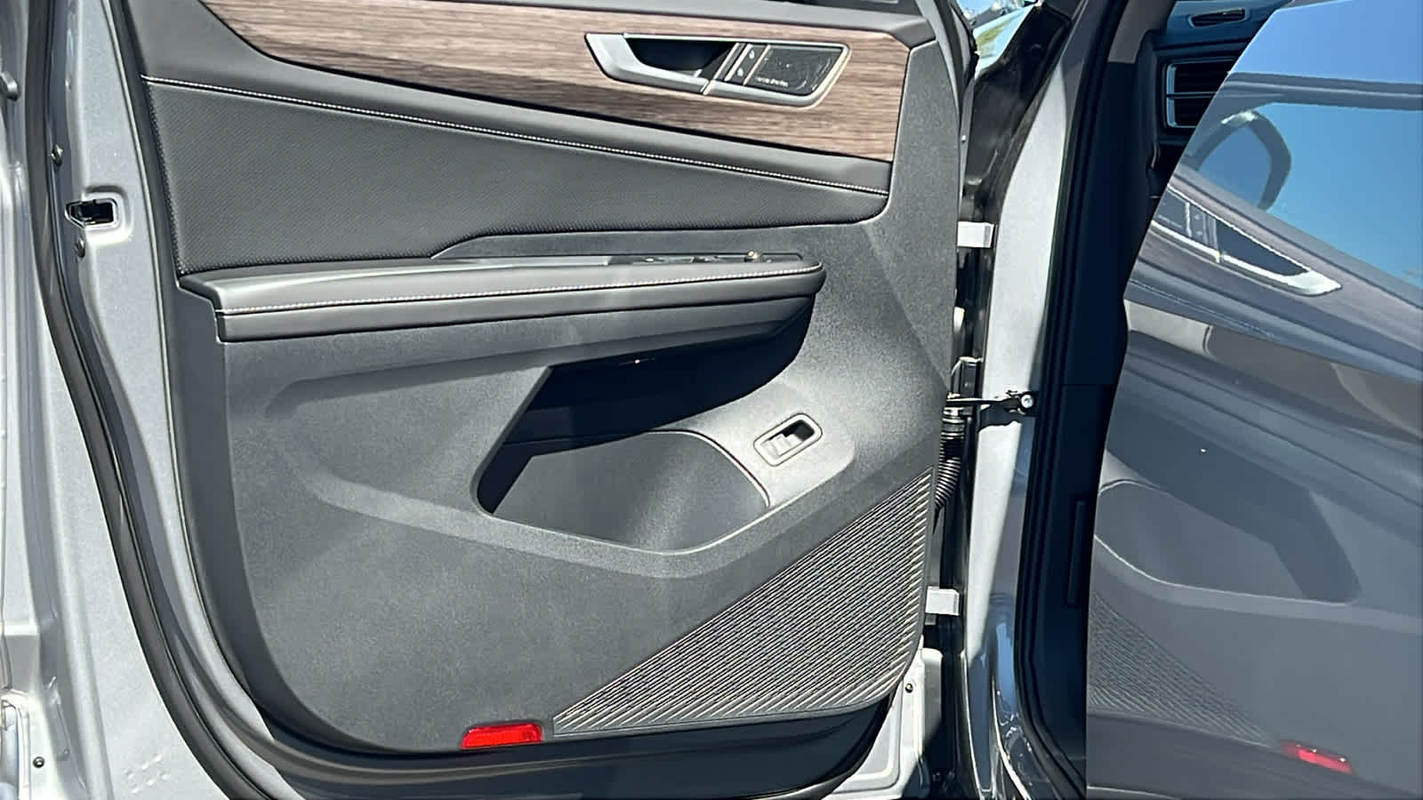 Thumbnail: 2026 Volkswagen Atlas - 23