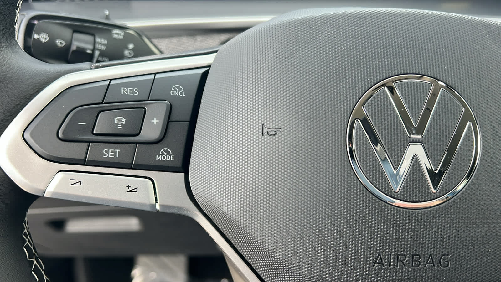 Thumbnail: 2026 Volkswagen Tiguan - 19