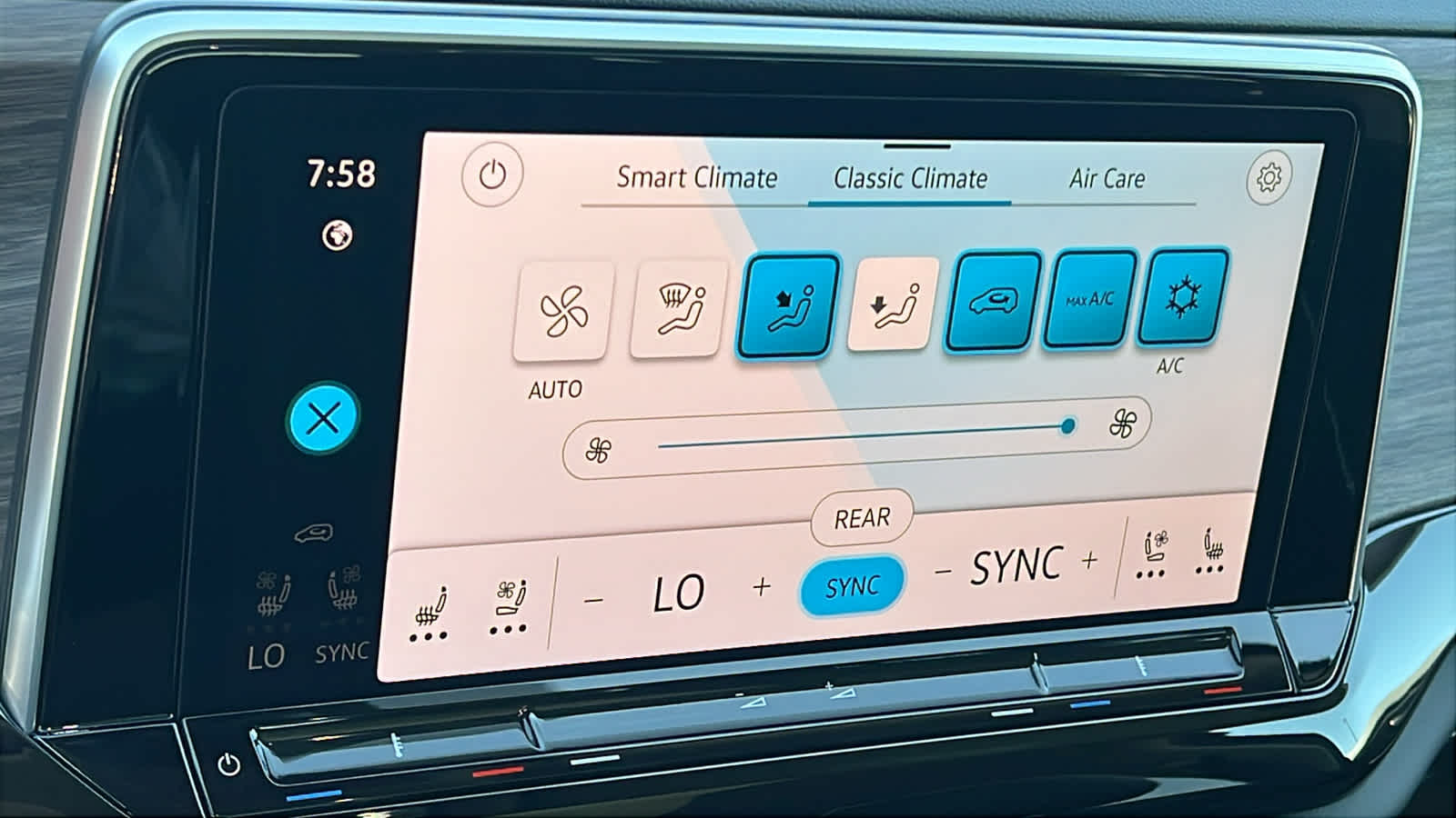 Thumbnail: 2026 Volkswagen Atlas - 14