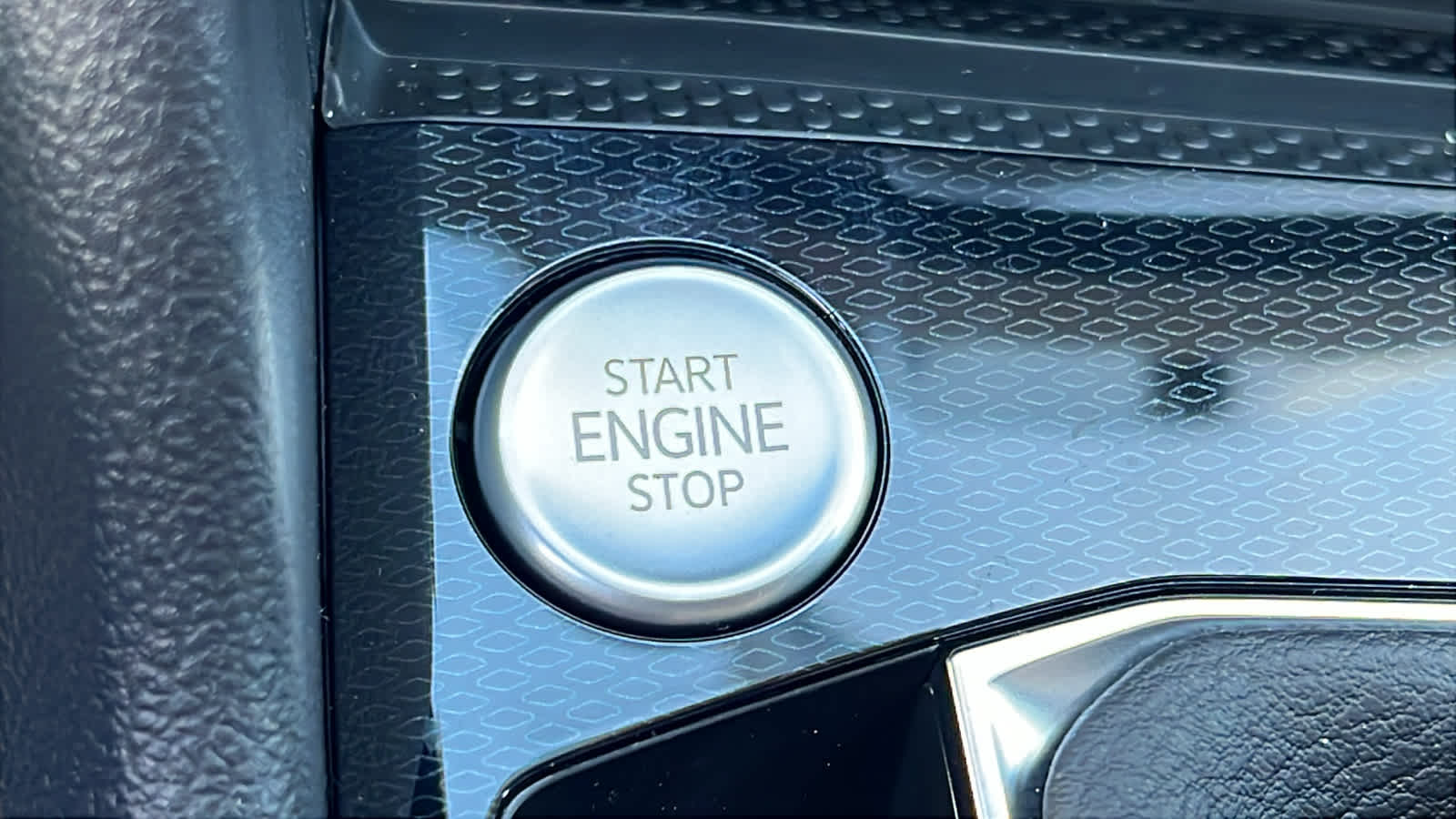 Thumbnail: 2026 Volkswagen Taos - 17