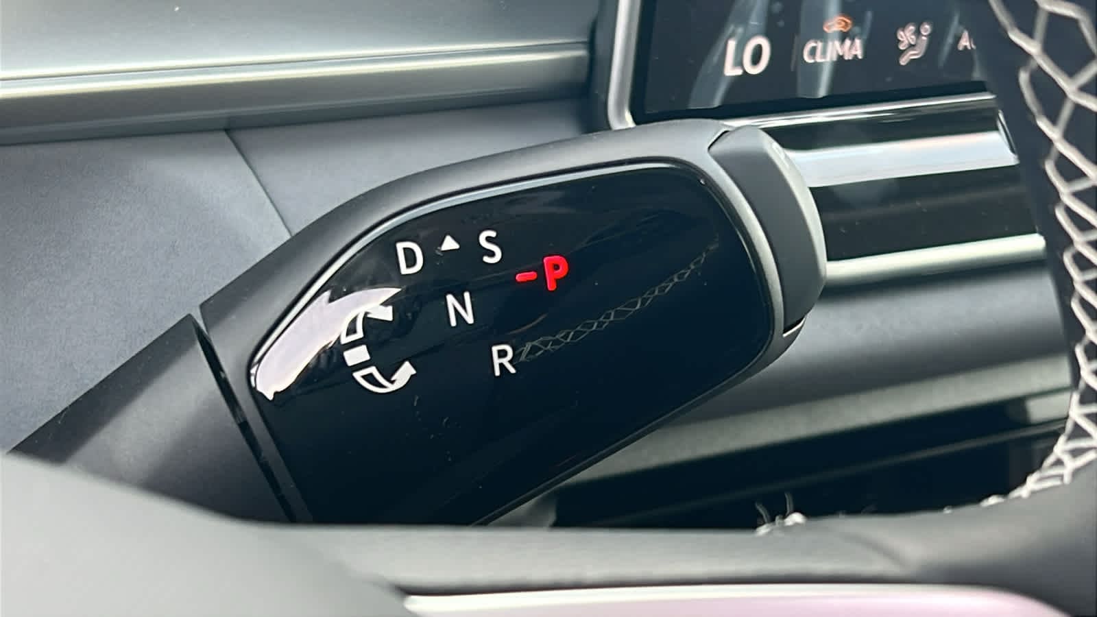 Thumbnail: 2026 Volkswagen Tiguan - 13