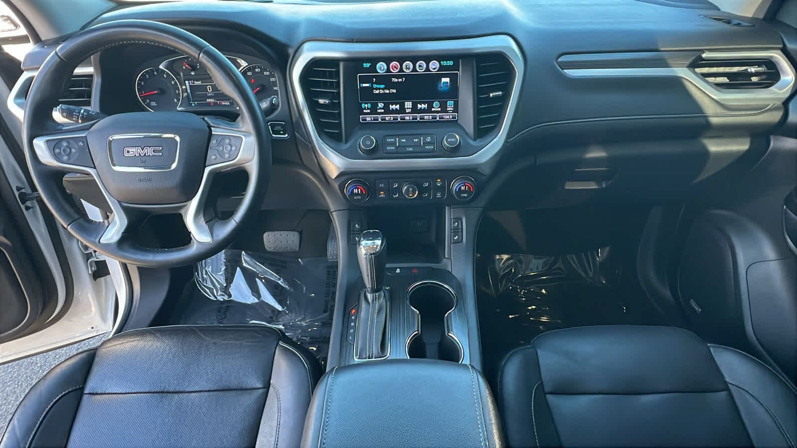 Thumbnail: 2017 GMC Acadia - 26