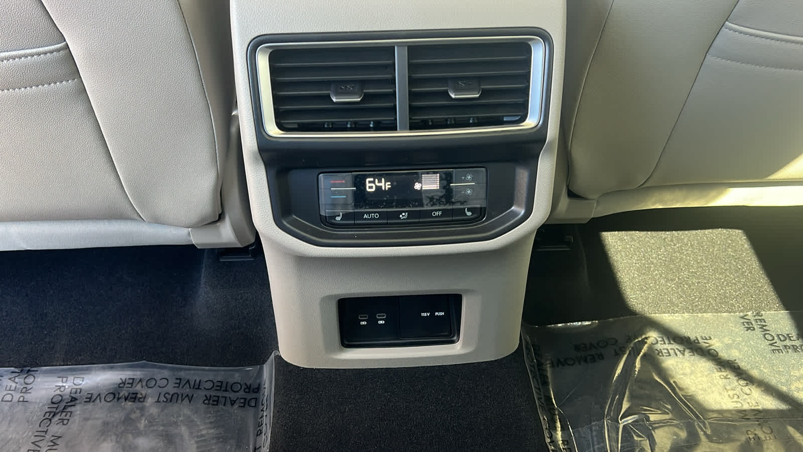 Thumbnail: 2026 Volkswagen Atlas - 25