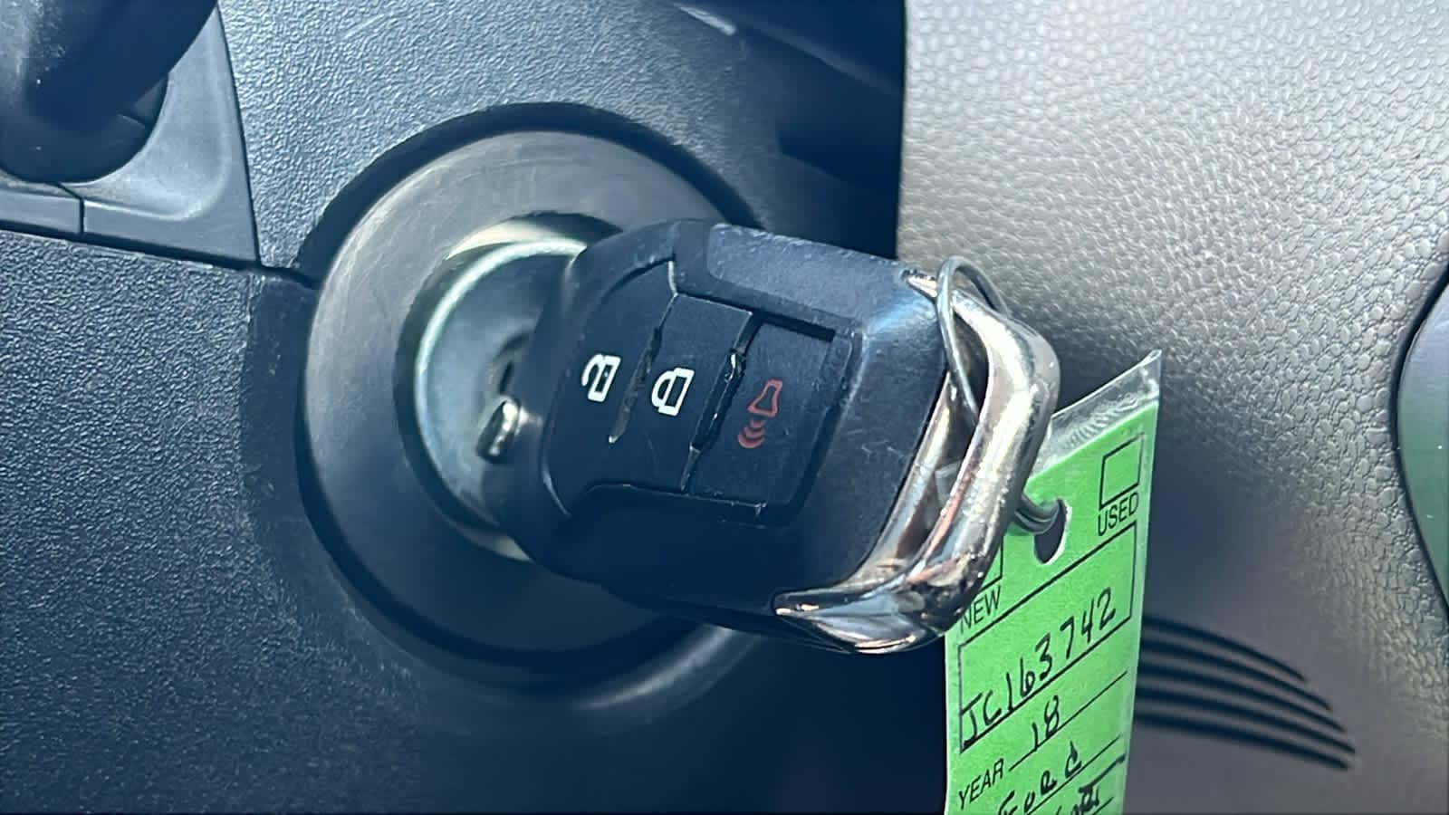 Thumbnail: 2018 Ford EcoSport - 17