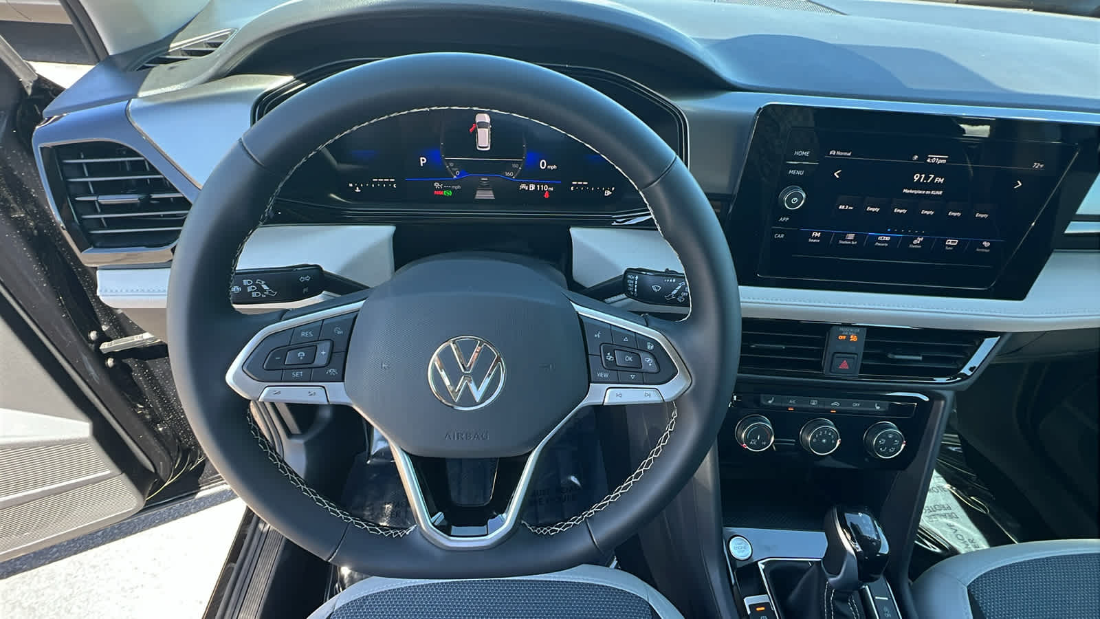 Thumbnail: 2026 Volkswagen Taos - 18