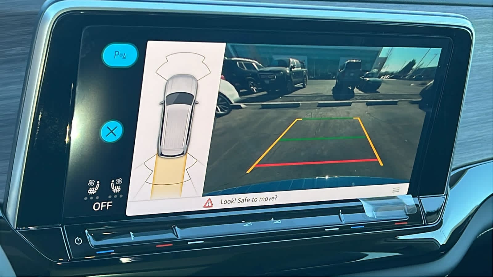 Thumbnail: 2026 Volkswagen Atlas - 16