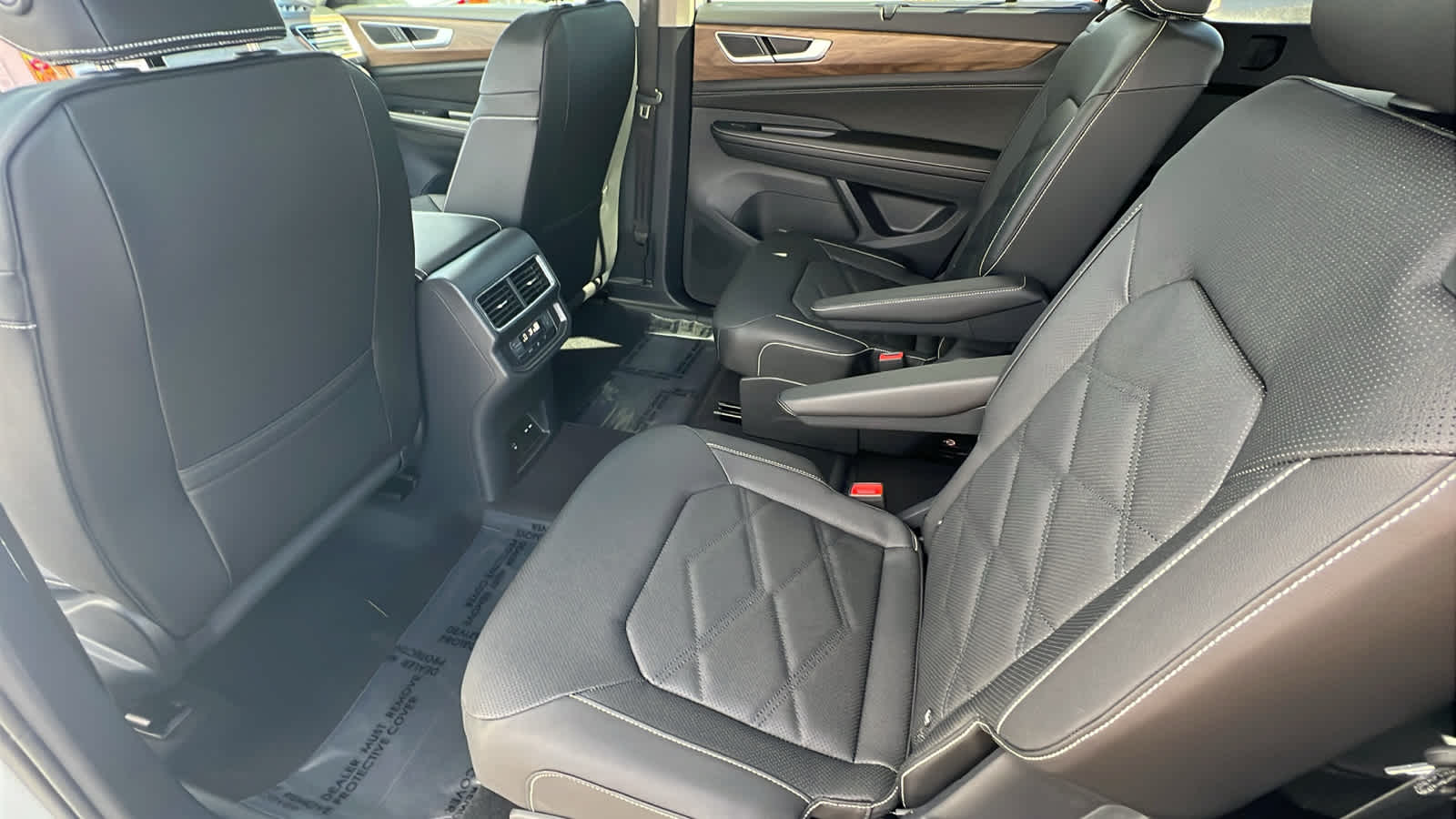 Thumbnail: 2026 Volkswagen Atlas - 24