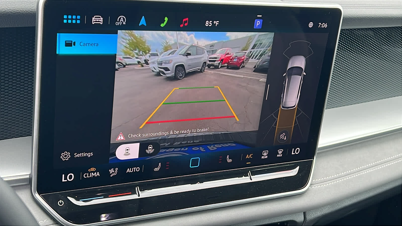 Thumbnail: 2025 Volkswagen Tiguan - 16