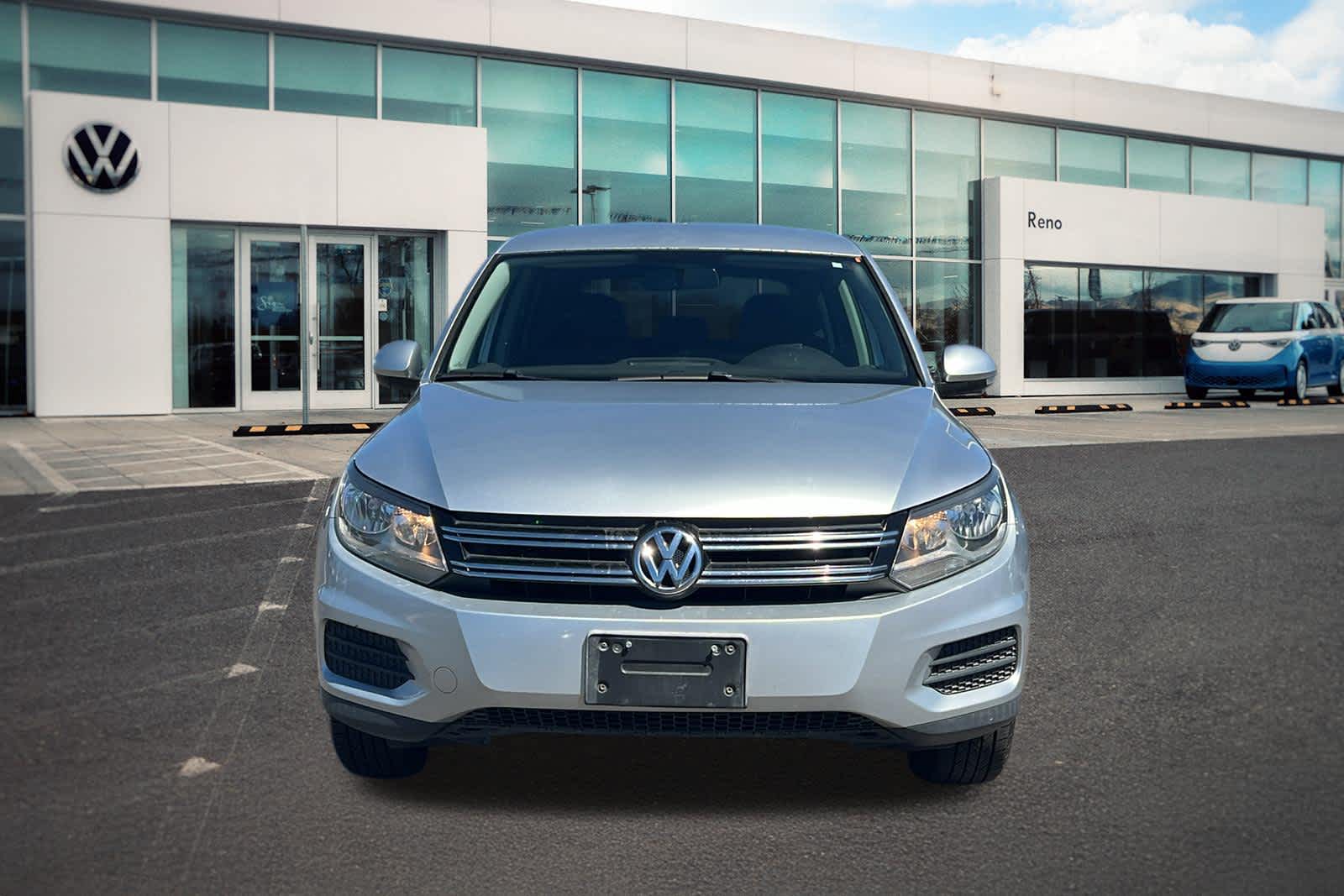 Thumbnail: 2013 Volkswagen Tiguan - 2