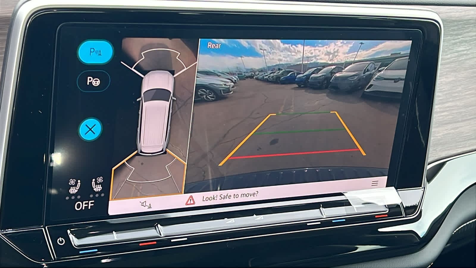 Thumbnail: 2026 Volkswagen Atlas - 16