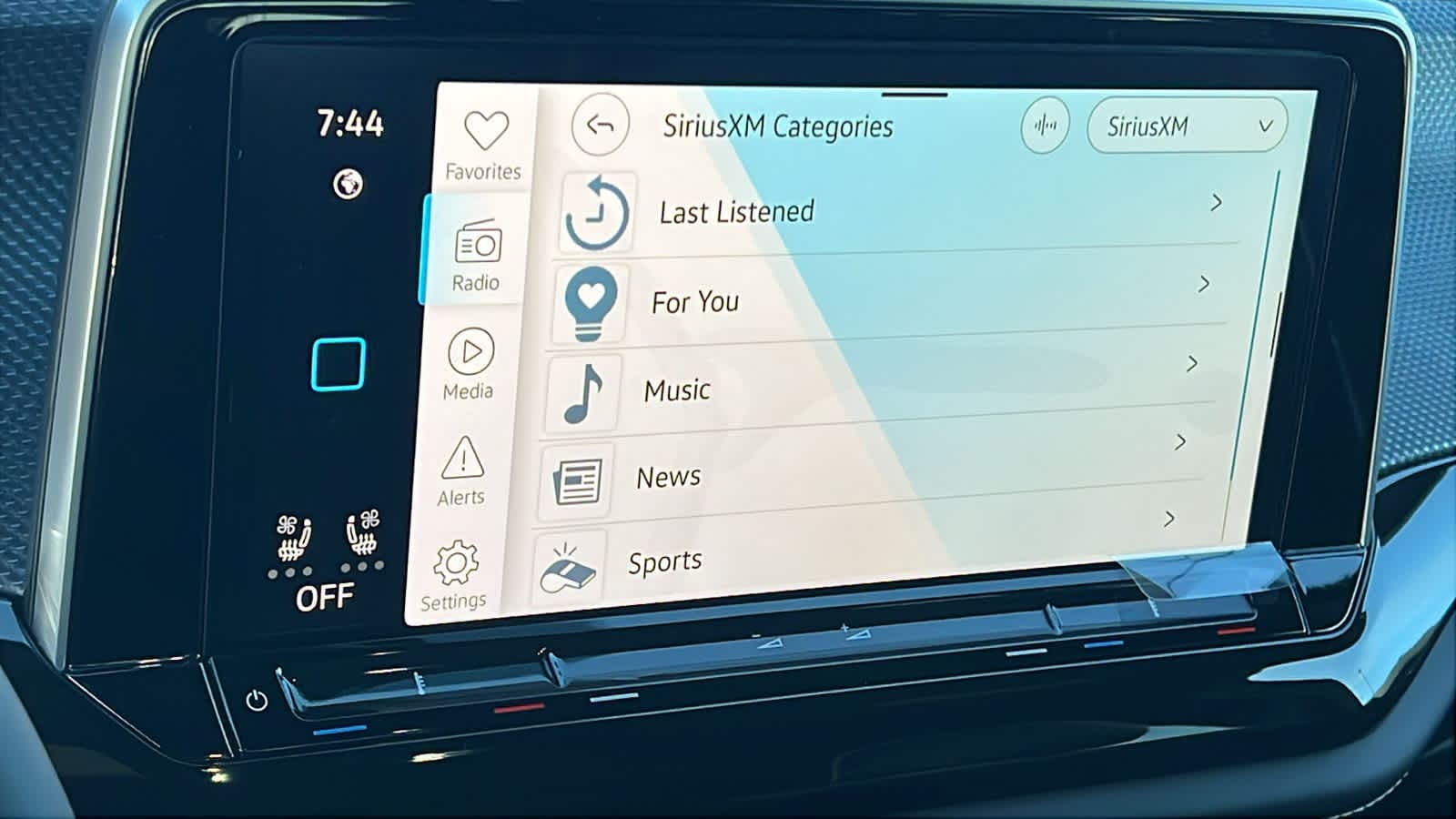 Thumbnail: 2026 Volkswagen Atlas - 15