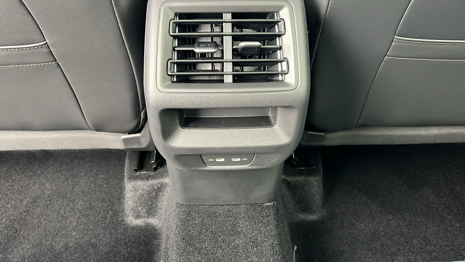 Thumbnail: 2026 Volkswagen Tiguan - 25