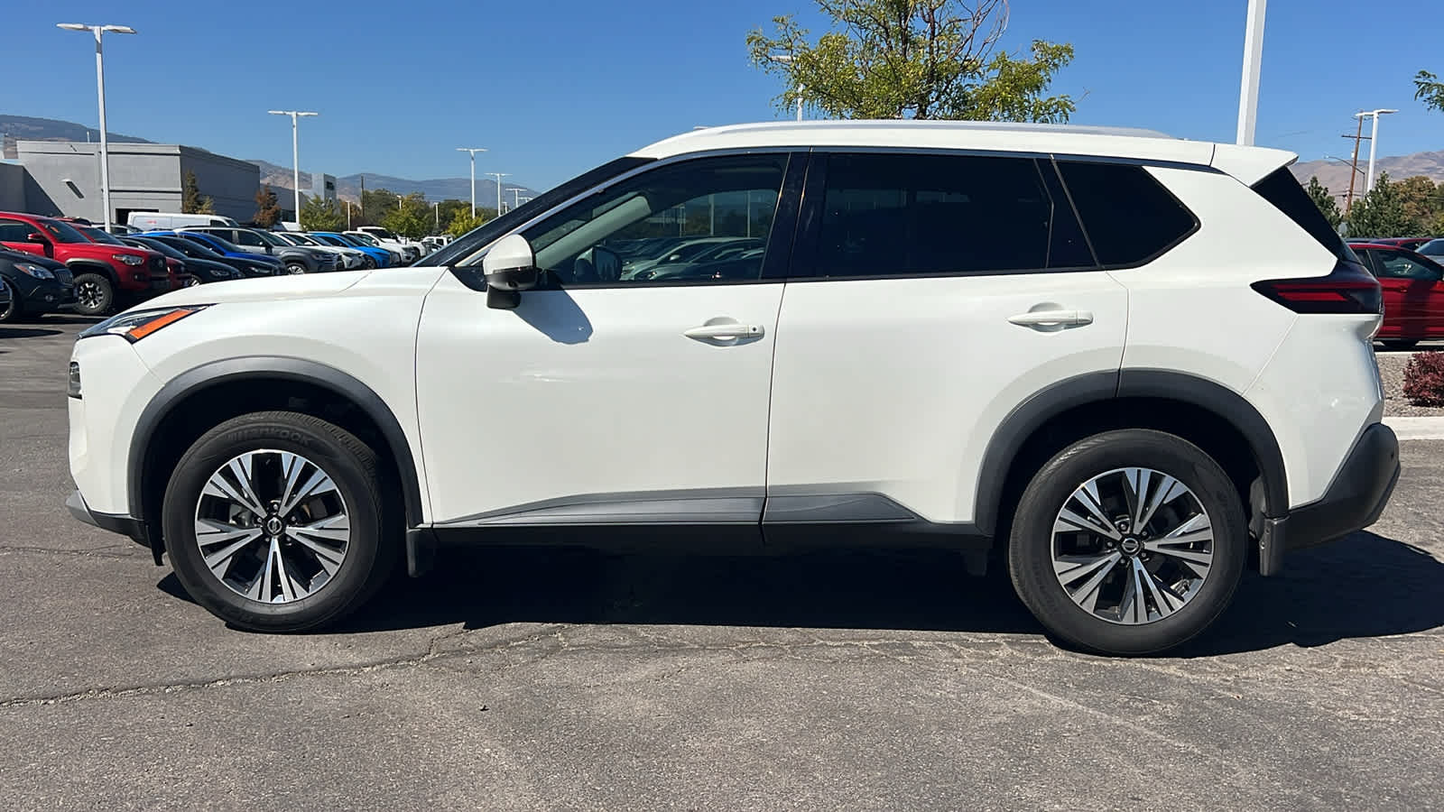 Thumbnail: 2021 Nissan Rogue - 8