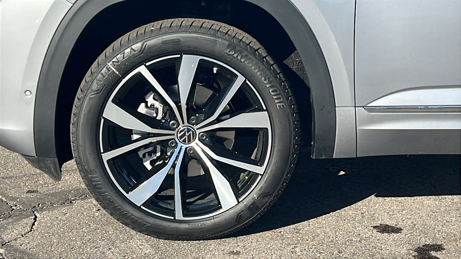 Thumbnail: 2026 Volkswagen Atlas - 9