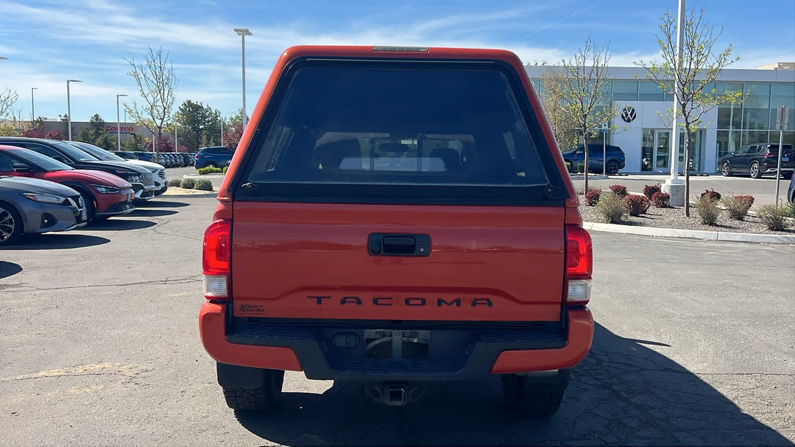 Thumbnail: 2016 Toyota Tacoma - 6