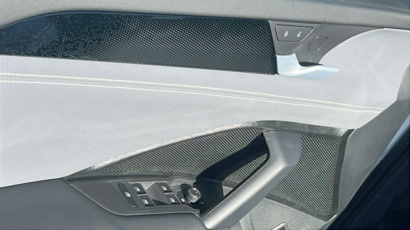 Thumbnail: 2026 Volkswagen Tiguan - 22