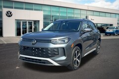 2025 Volkswagen Tiguan 2.0T SE SUV