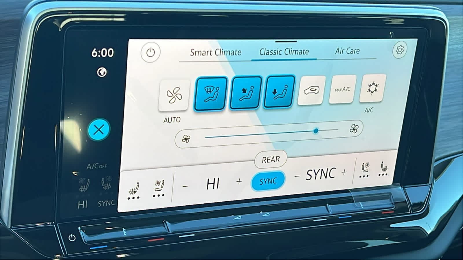 Thumbnail: 2026 Volkswagen Atlas - 14