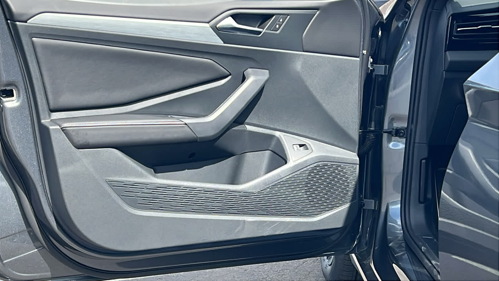 Thumbnail: 2026 Volkswagen Jetta - 23