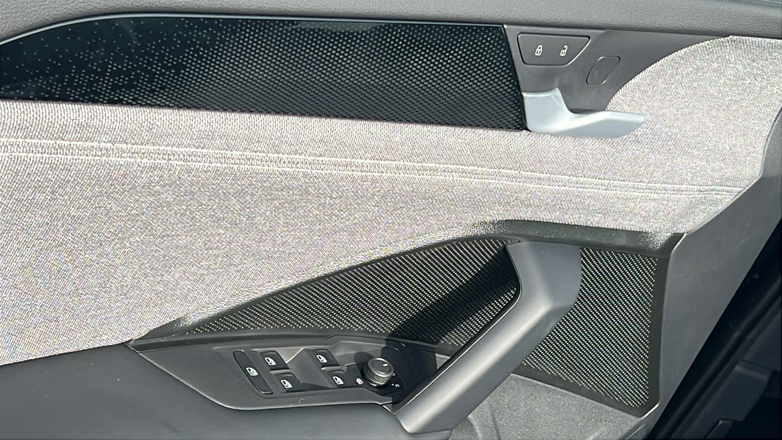 Thumbnail: 2026 Volkswagen Tiguan - 22